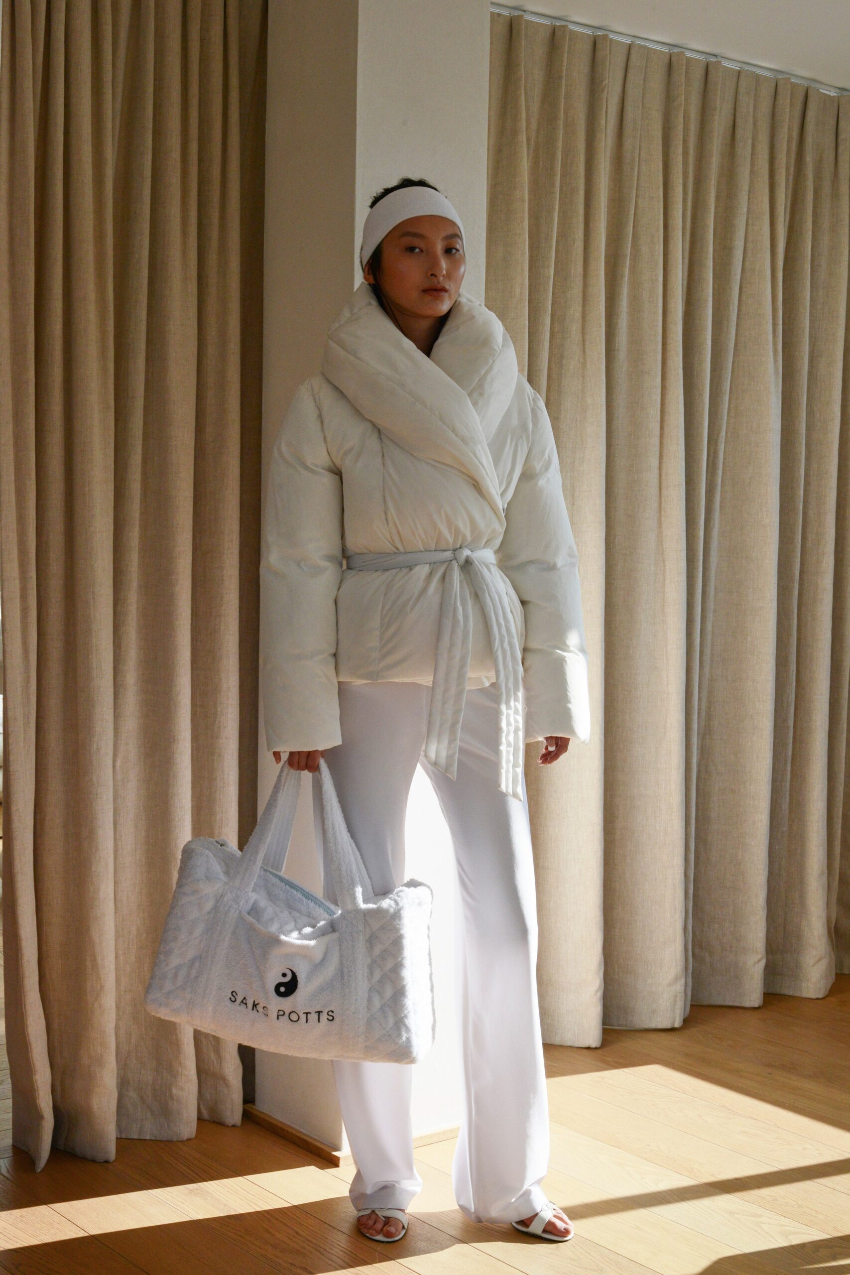 Saks Potts F/W 19 Look 16