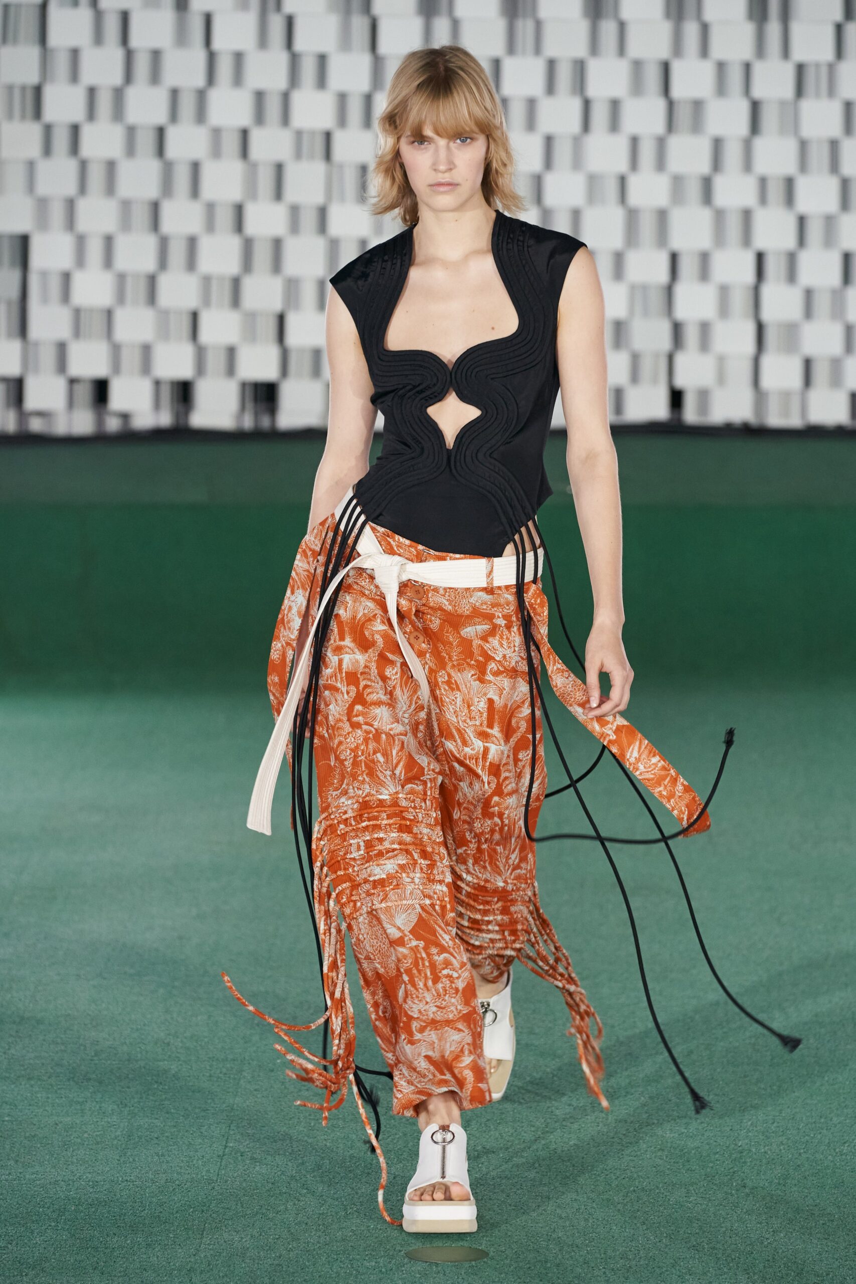 Stella McCartney S/S 22 Look 16