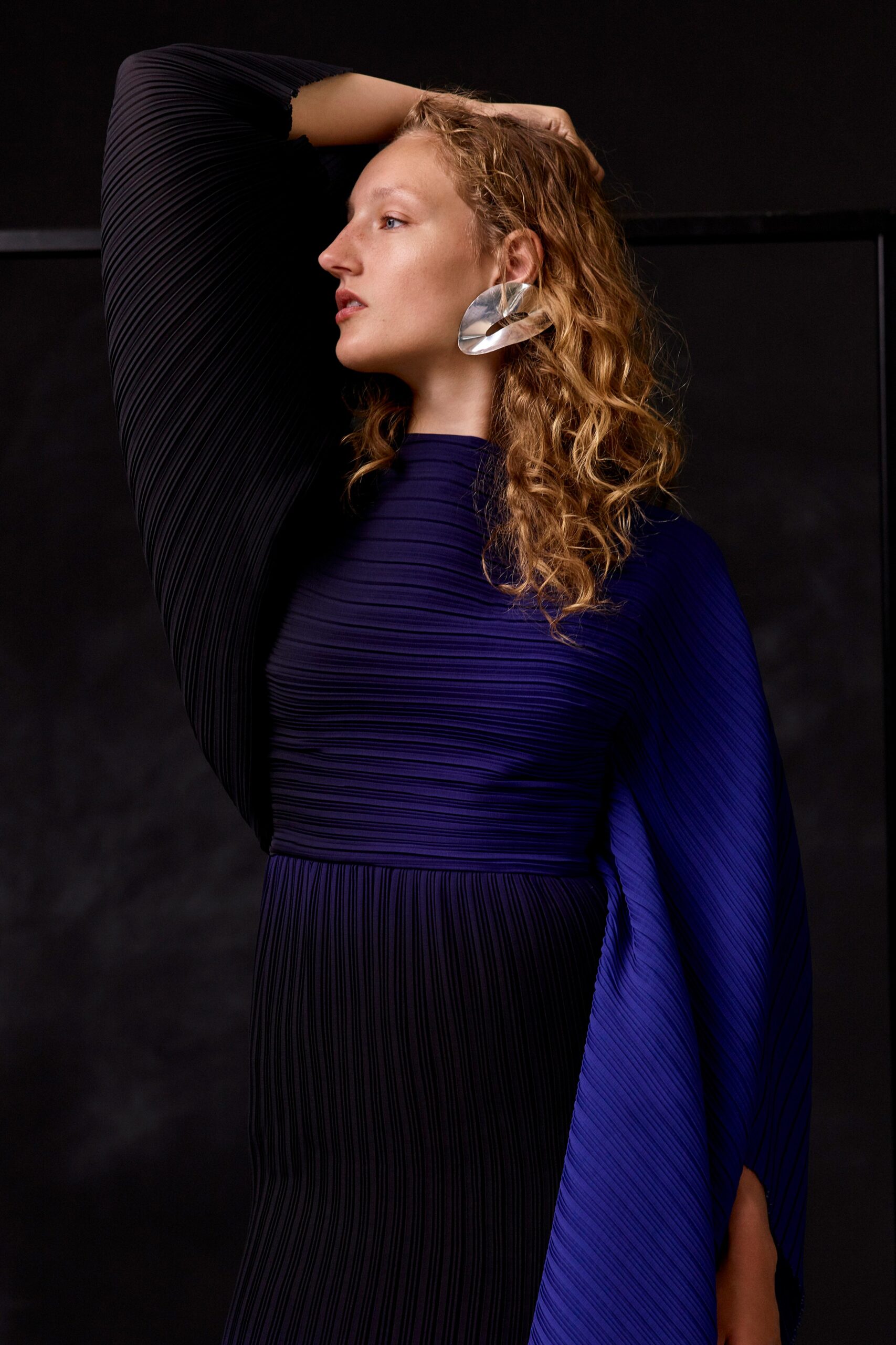 Solace London Resort 20 Look 17