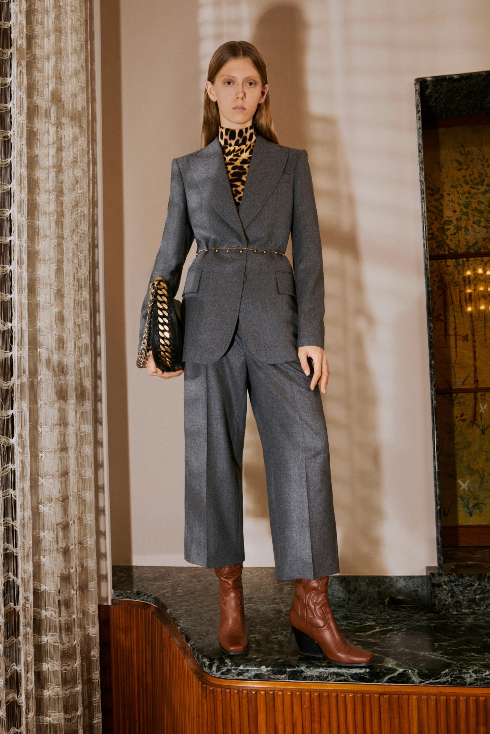Stella McCartney F/W 22 Look 17