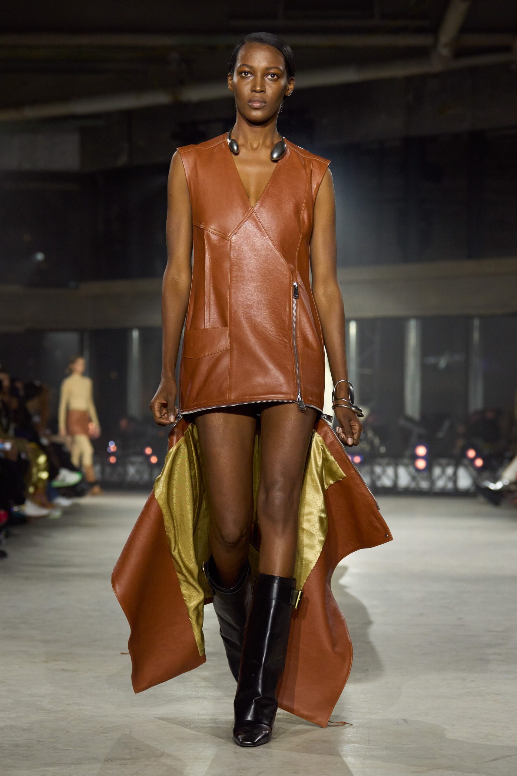 Simkhai F/W 23 Look 17