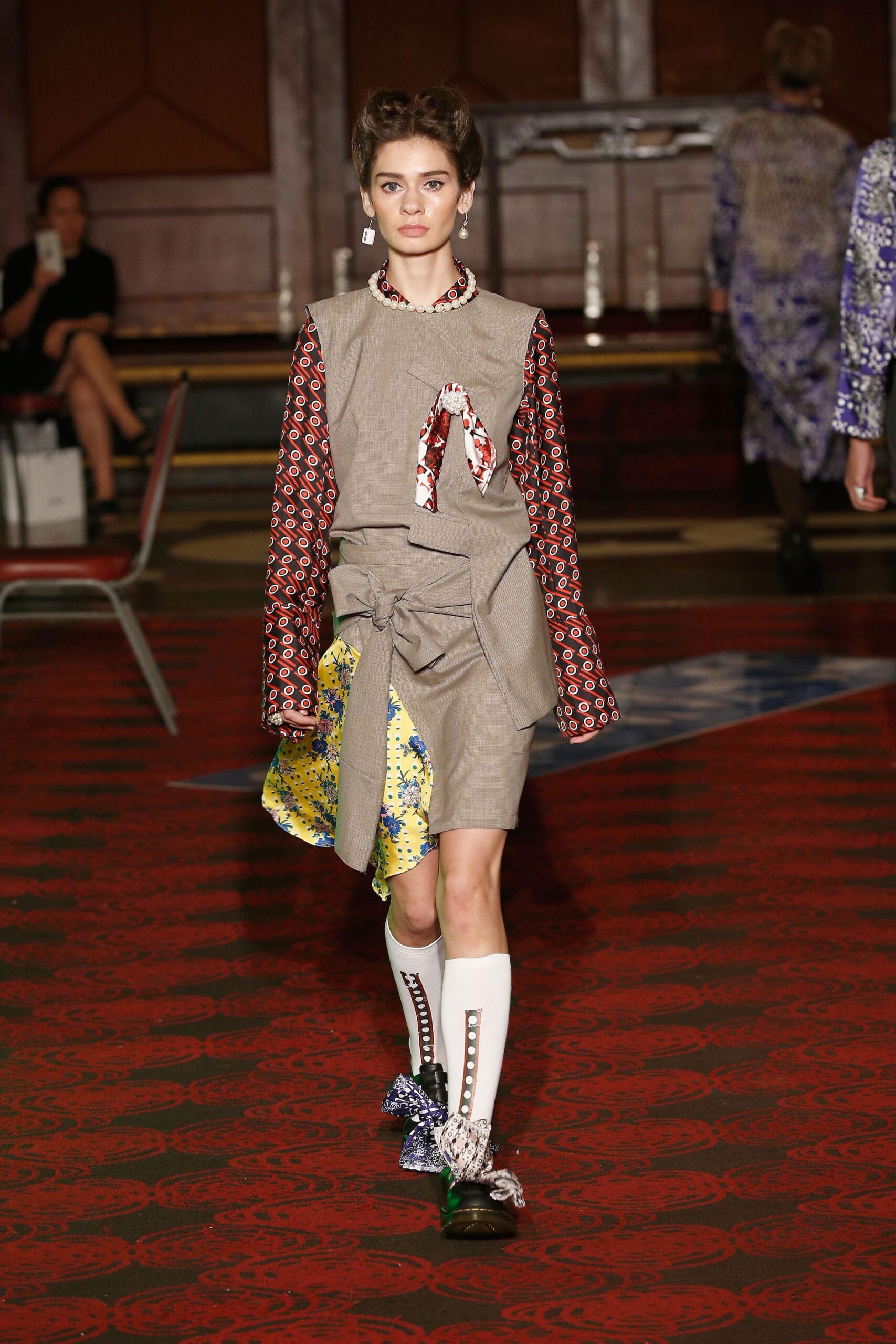 Snow Xue Gao S/S 19 Look 17