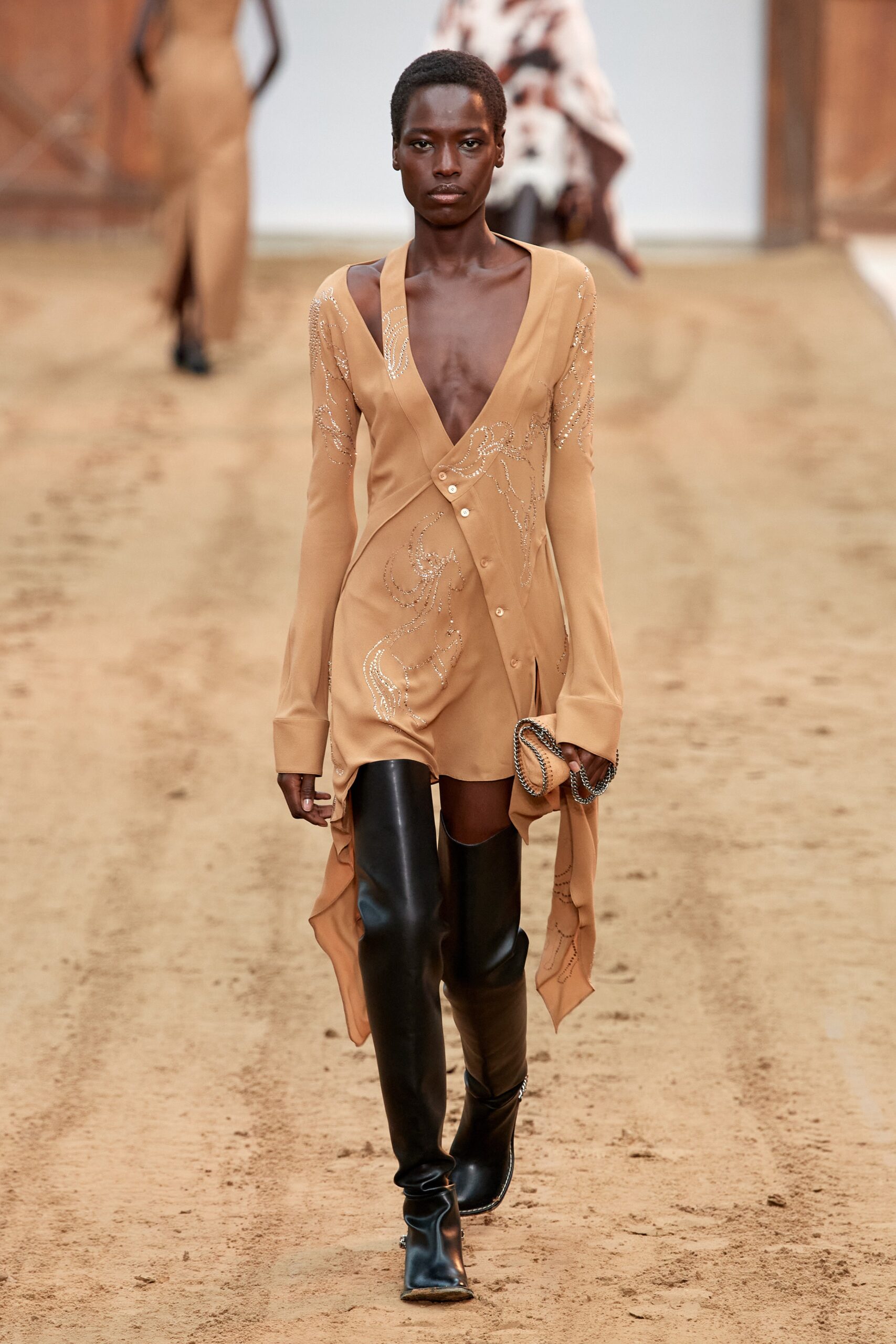 Stella McCartney F/W 23 Look 17