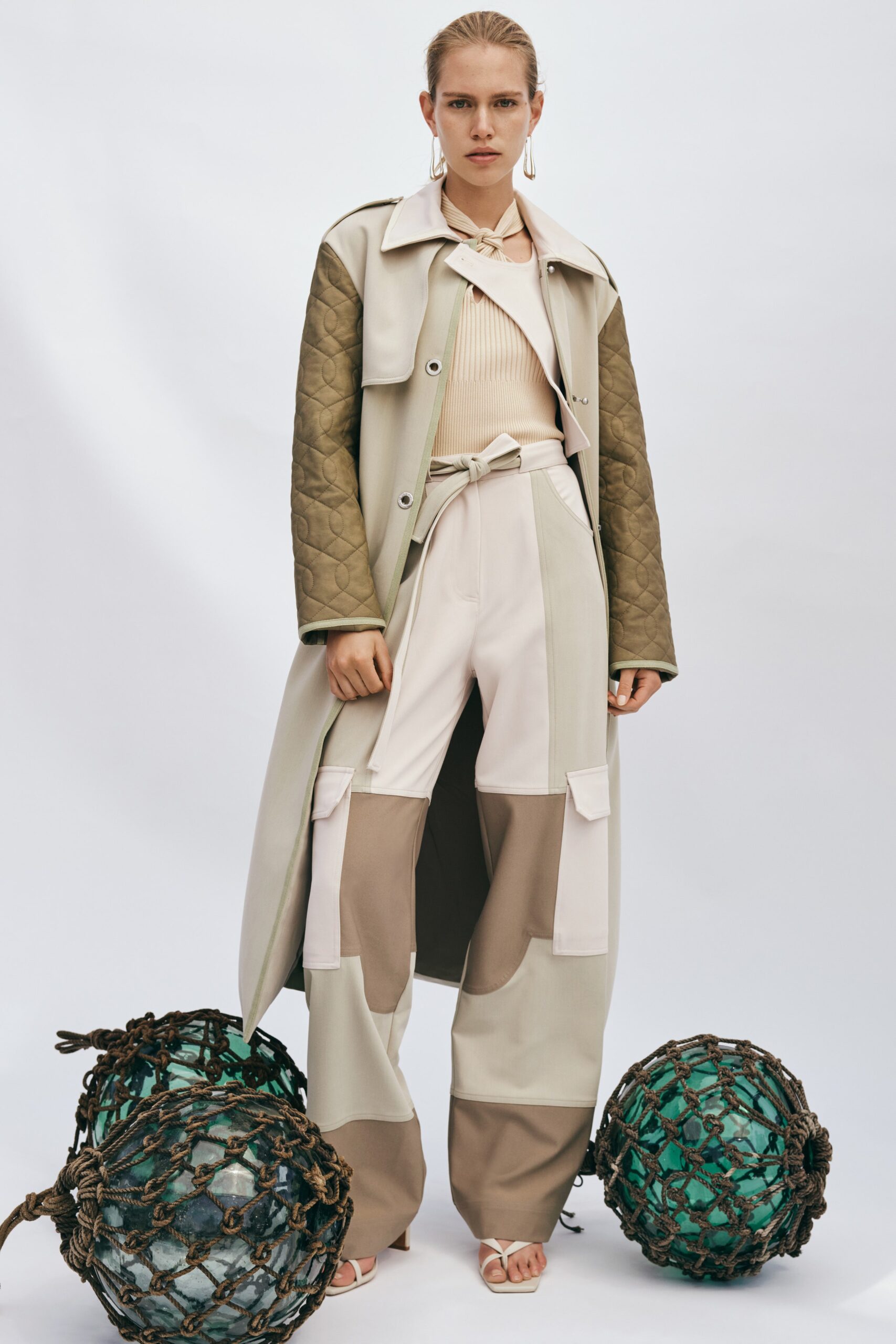 Simkhai Resort 22 Look 15