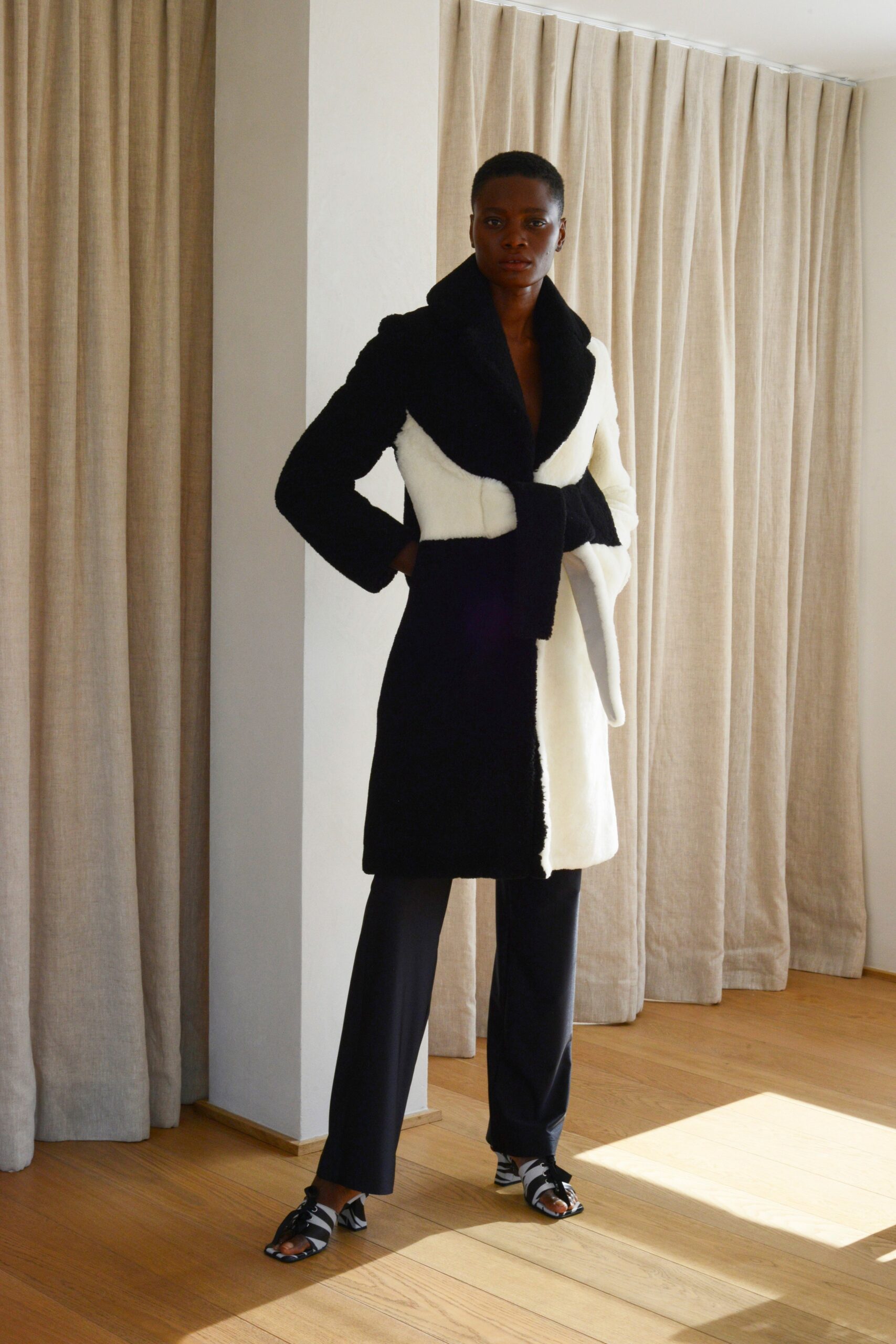 Saks Potts F/W 19 Look 18