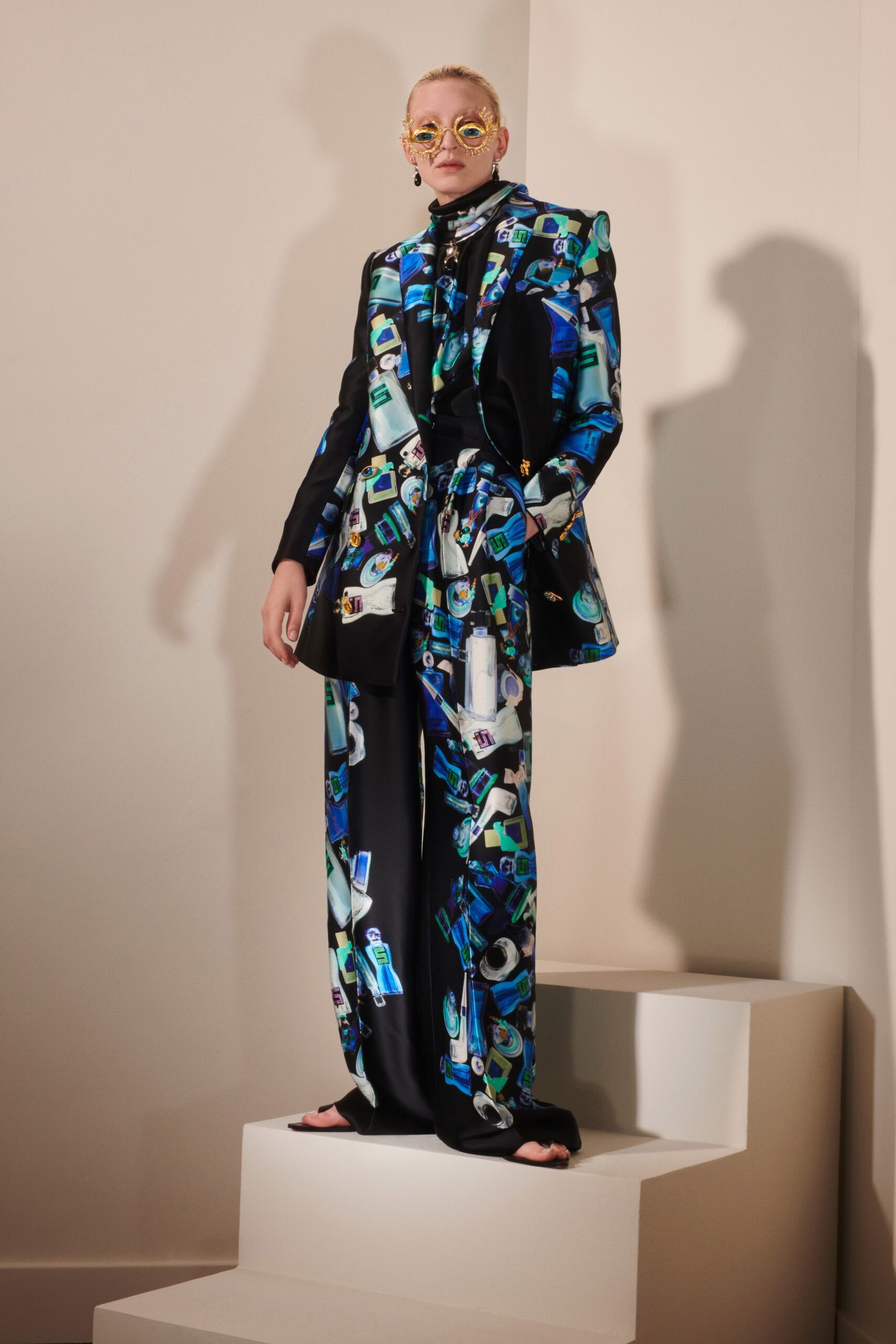 Schiaparelli F/W 20 Look 17
