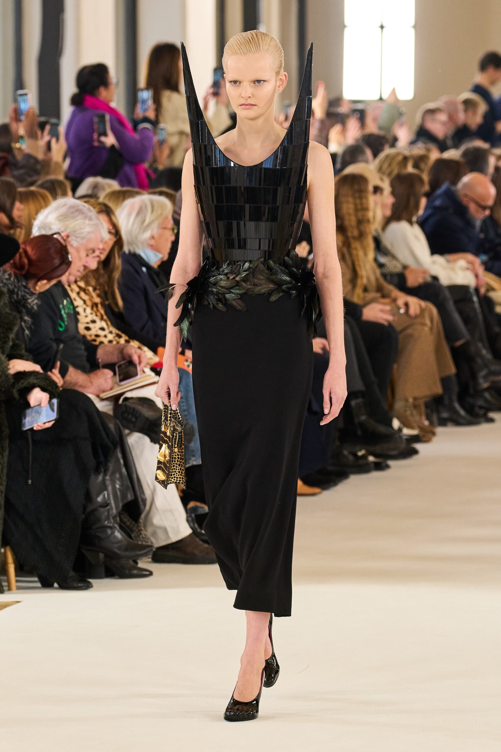 Schiaparelli S/S 23 Couture Look 18