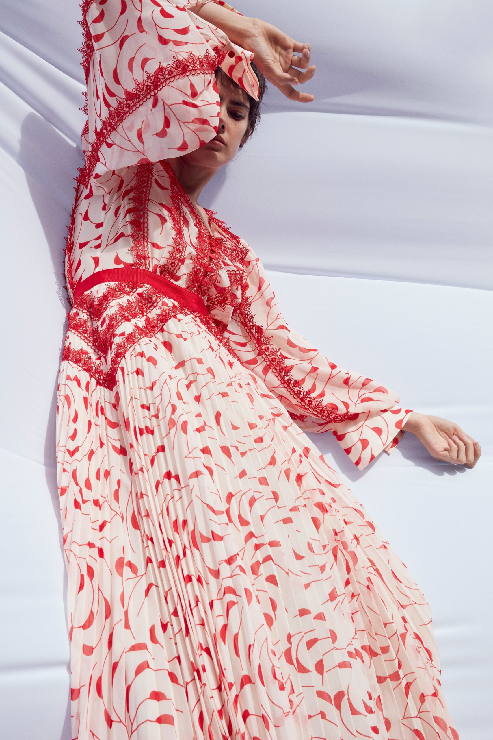 Self-Portrait Resort 19 Look 18
