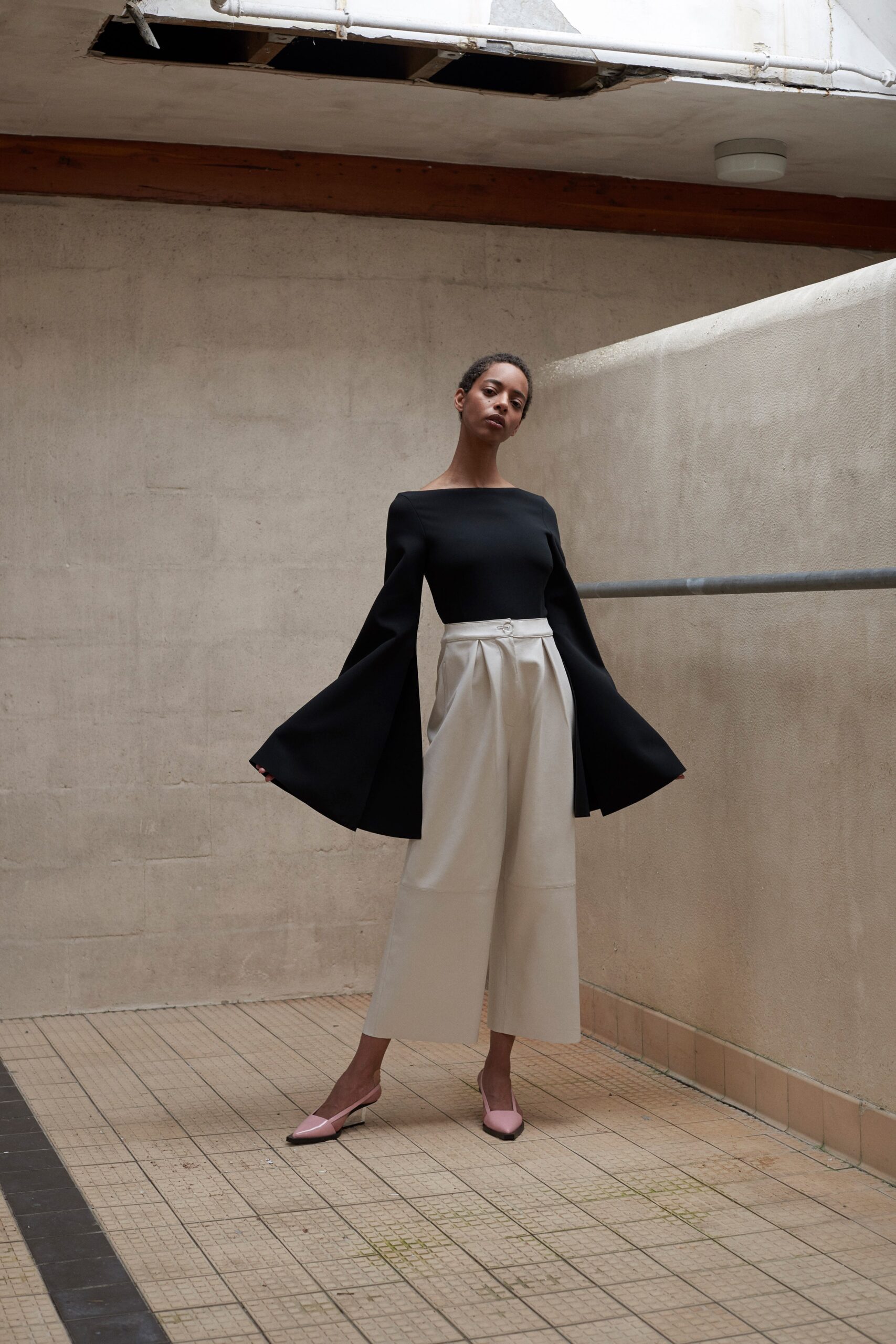 Solace London Resort 19 Look 18