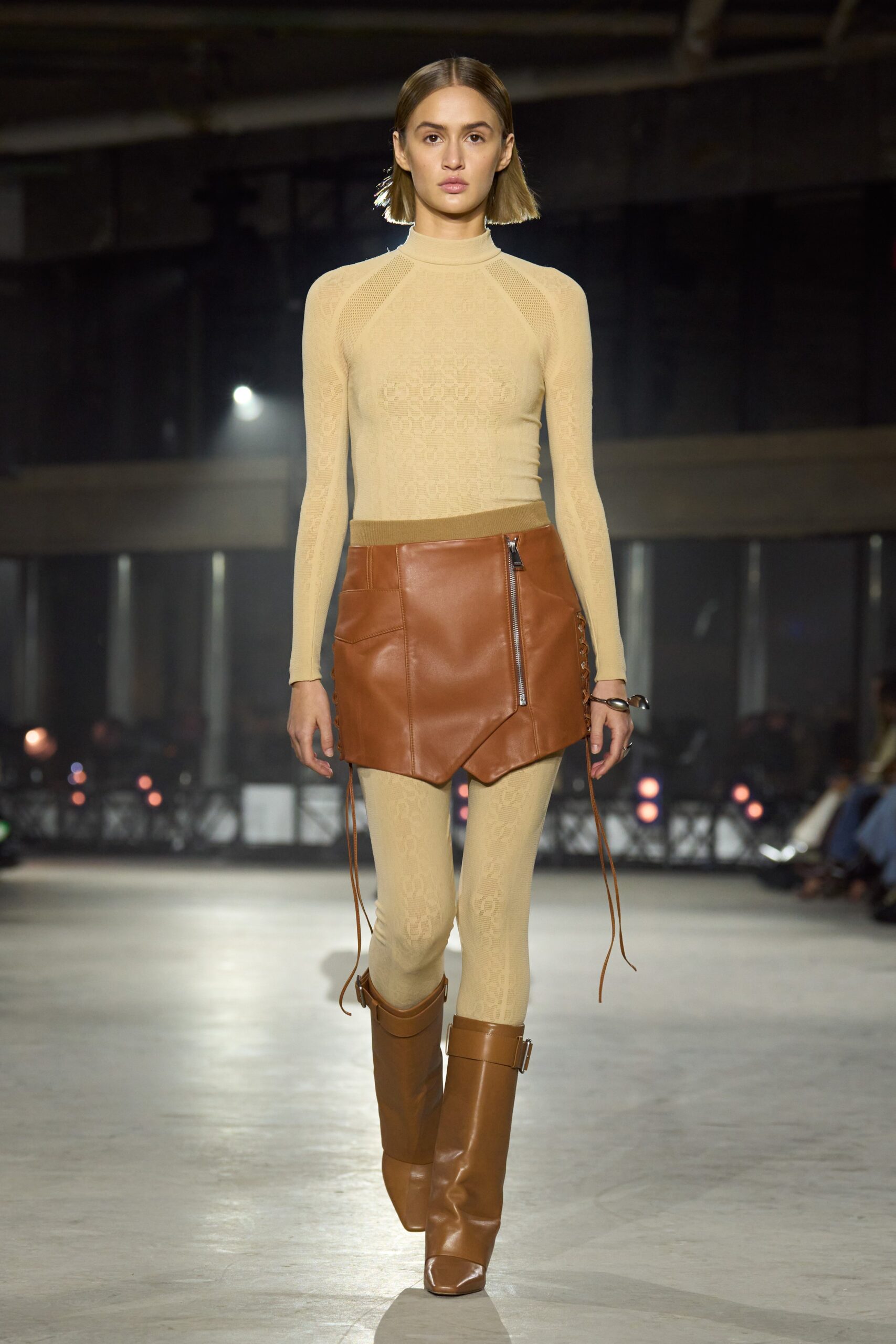 Simkhai F/W 23 Look 19