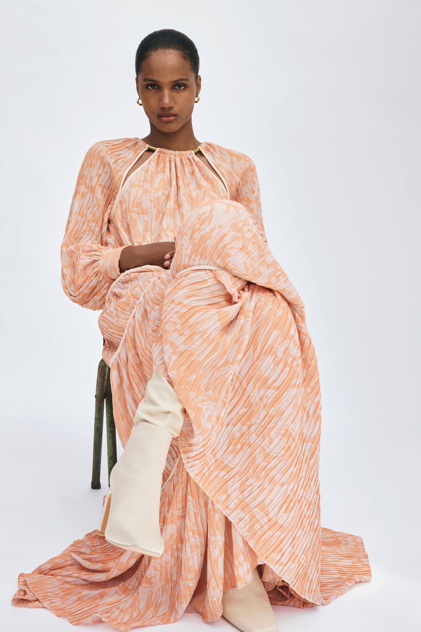 Simkhai Resort 22 Look 17
