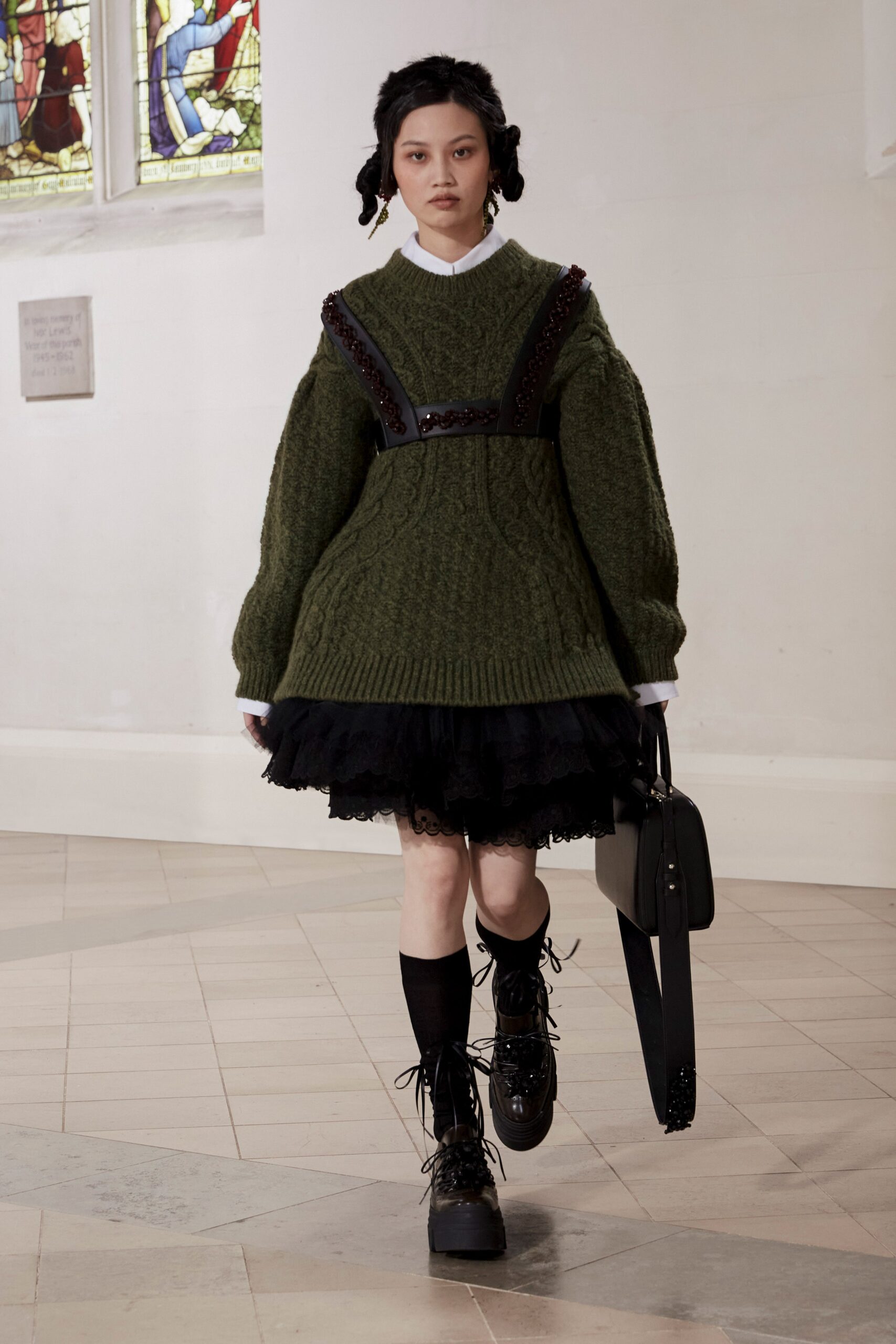 Simone Rocha F/W 21 Look 21