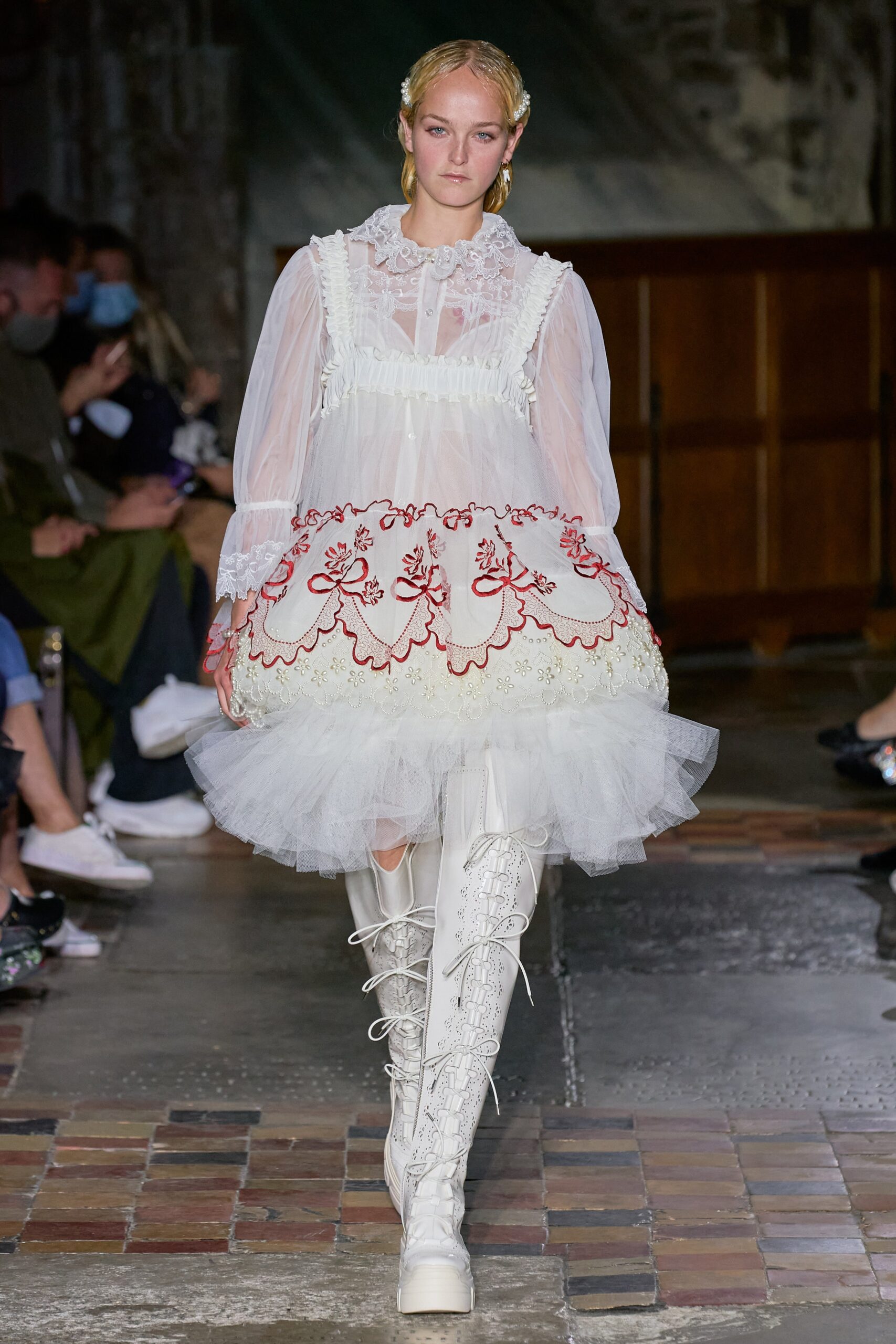 Simone Rocha S/S 22 Look 21