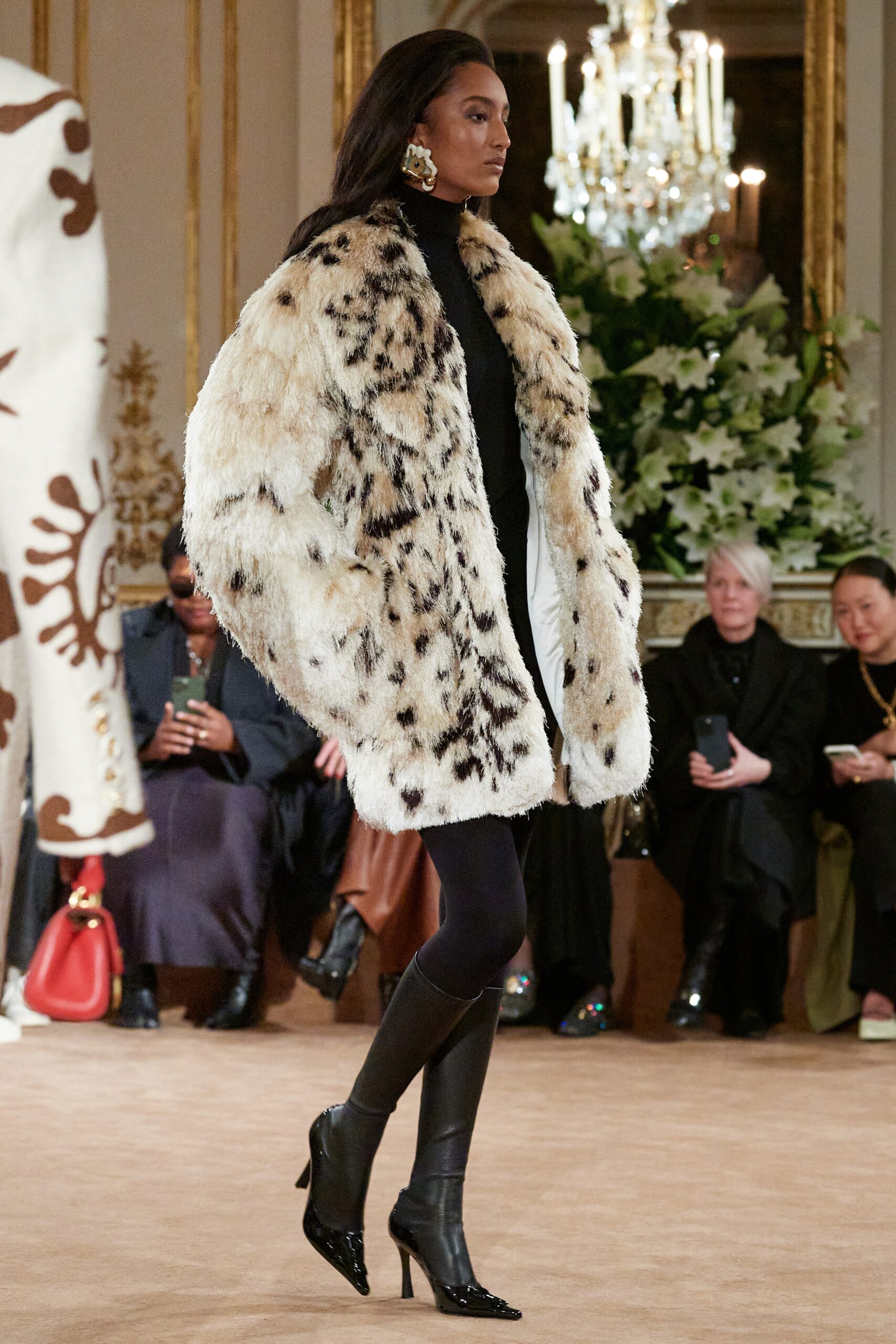 Schiaparelli F/W 23 Look 21