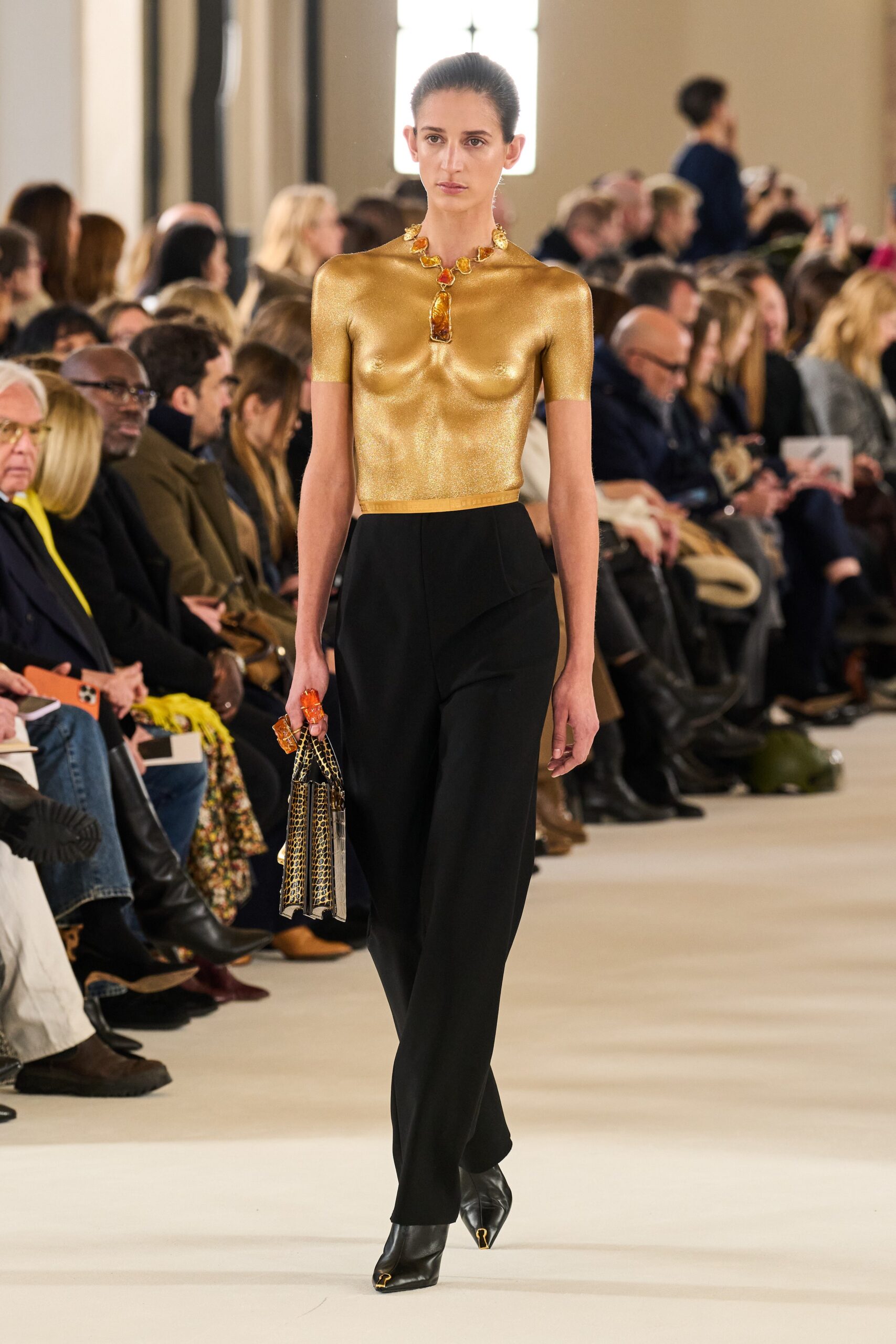 Schiaparelli S/S 23 Couture Look 21