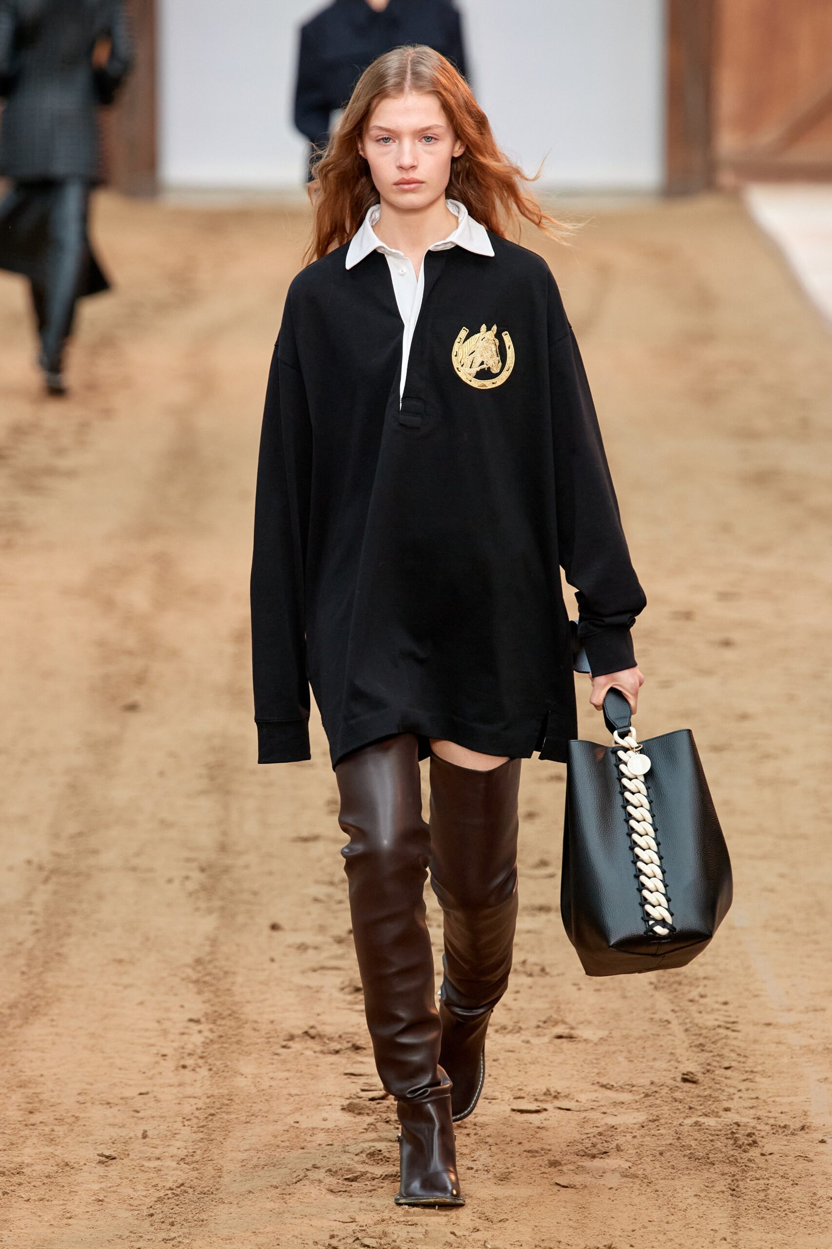 Stella McCartney F/W 23 Look 21