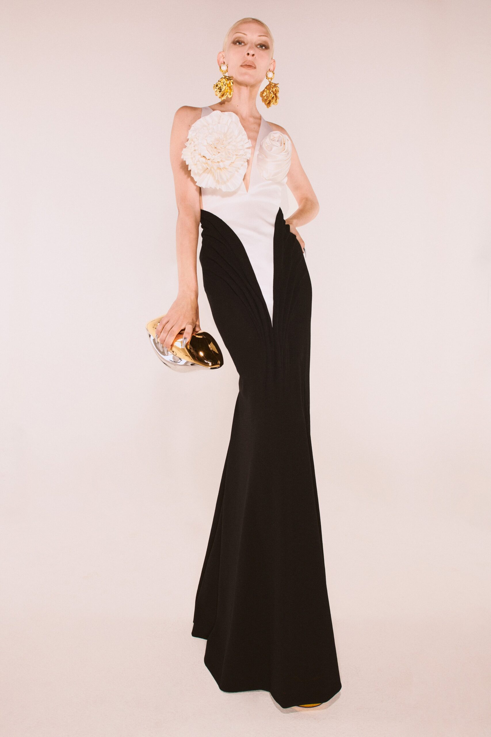 Schiaparelli F/W 21 Couture Look 22