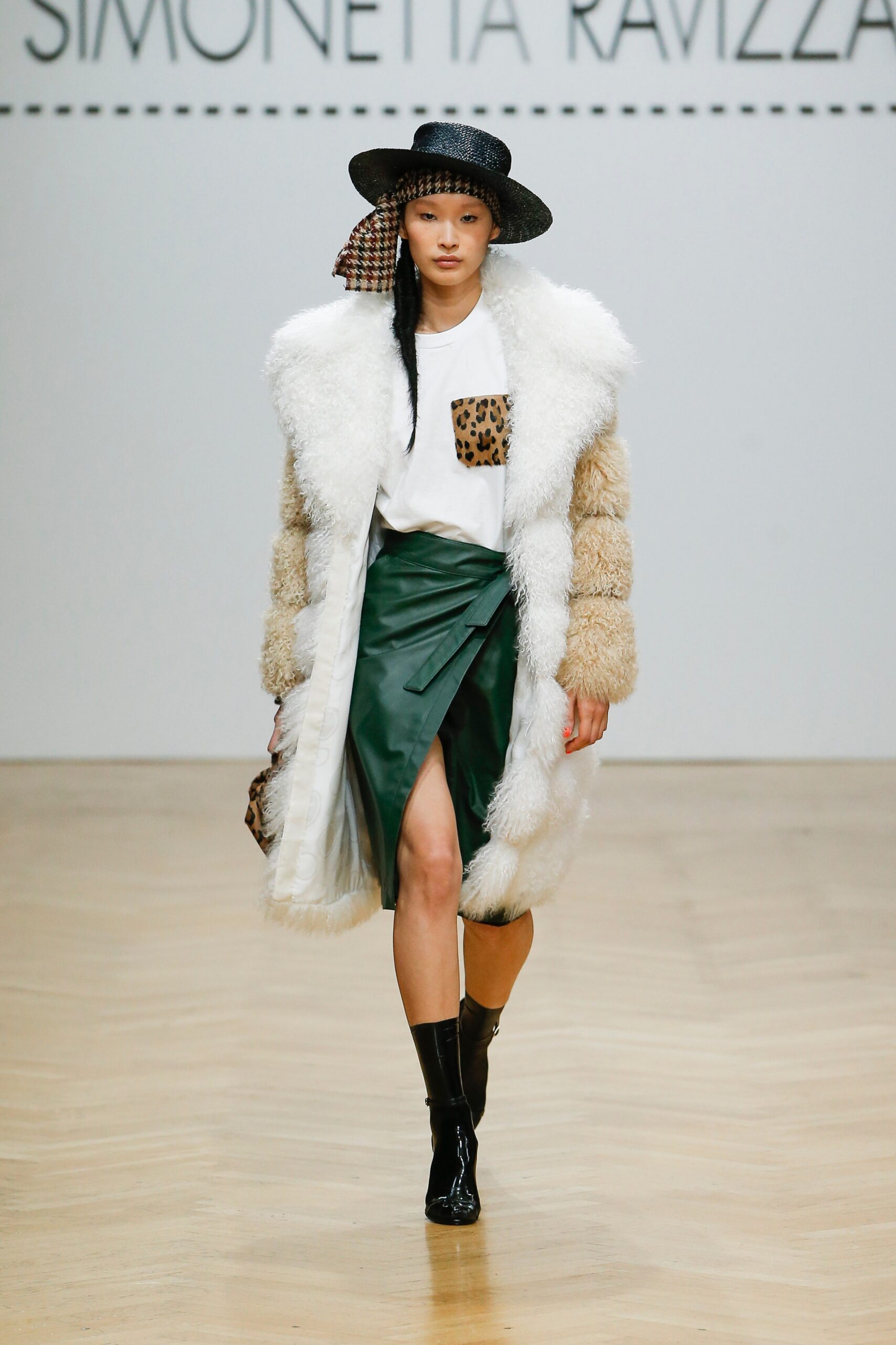 Simonetta Ravizza F/W 19 Look 22