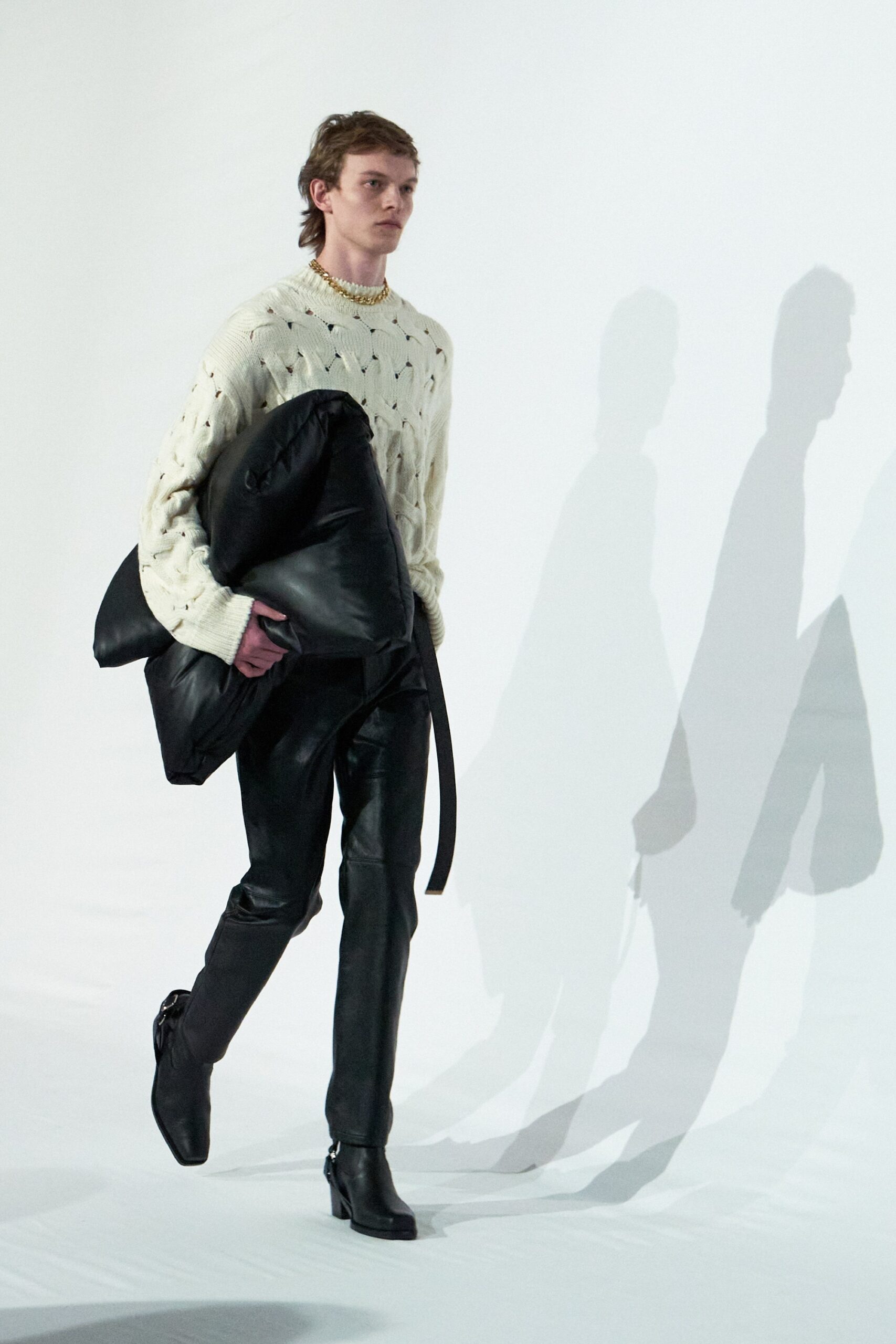 System F/W 23 Look 22