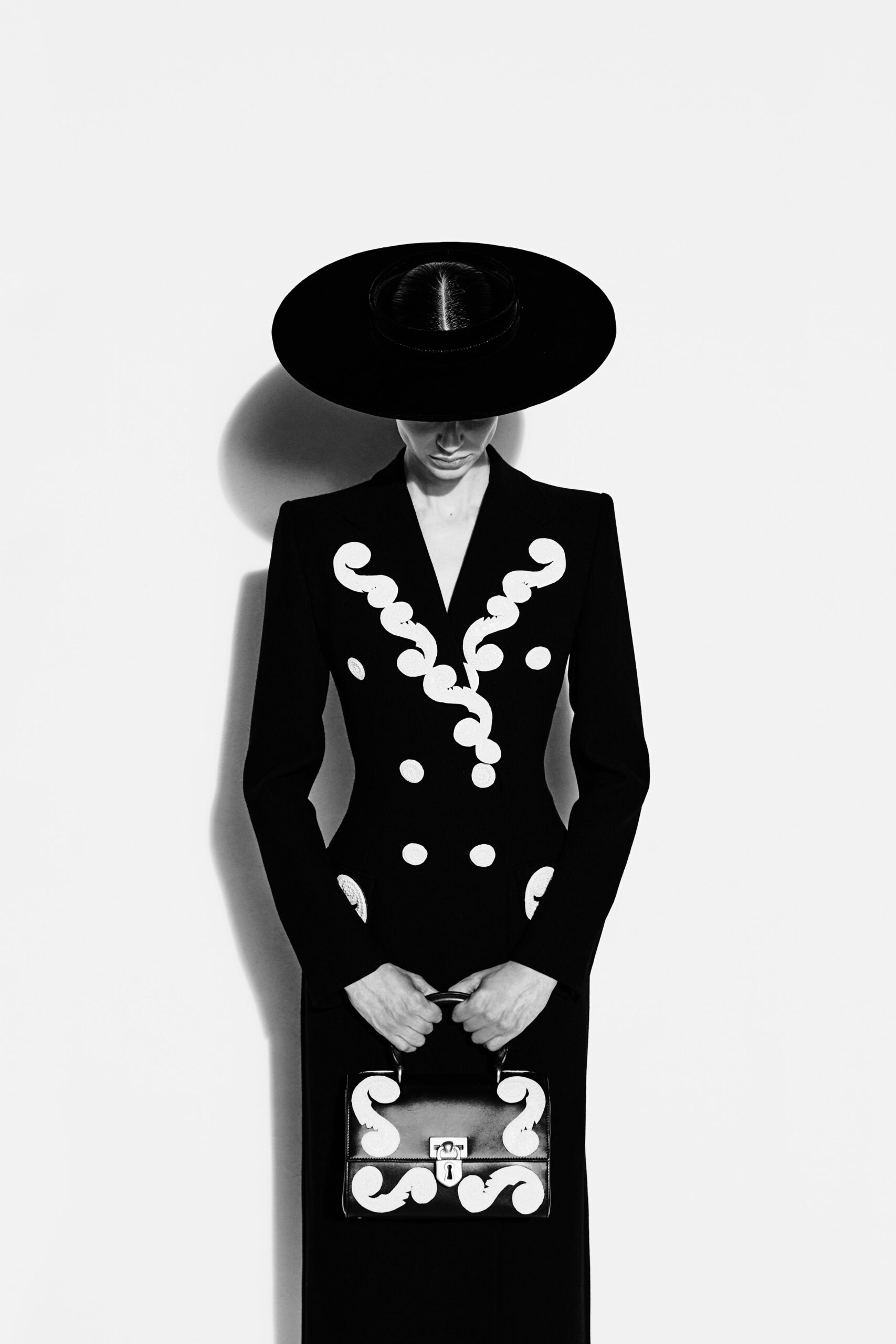 Schiaparelli F/W 22 Look 23
