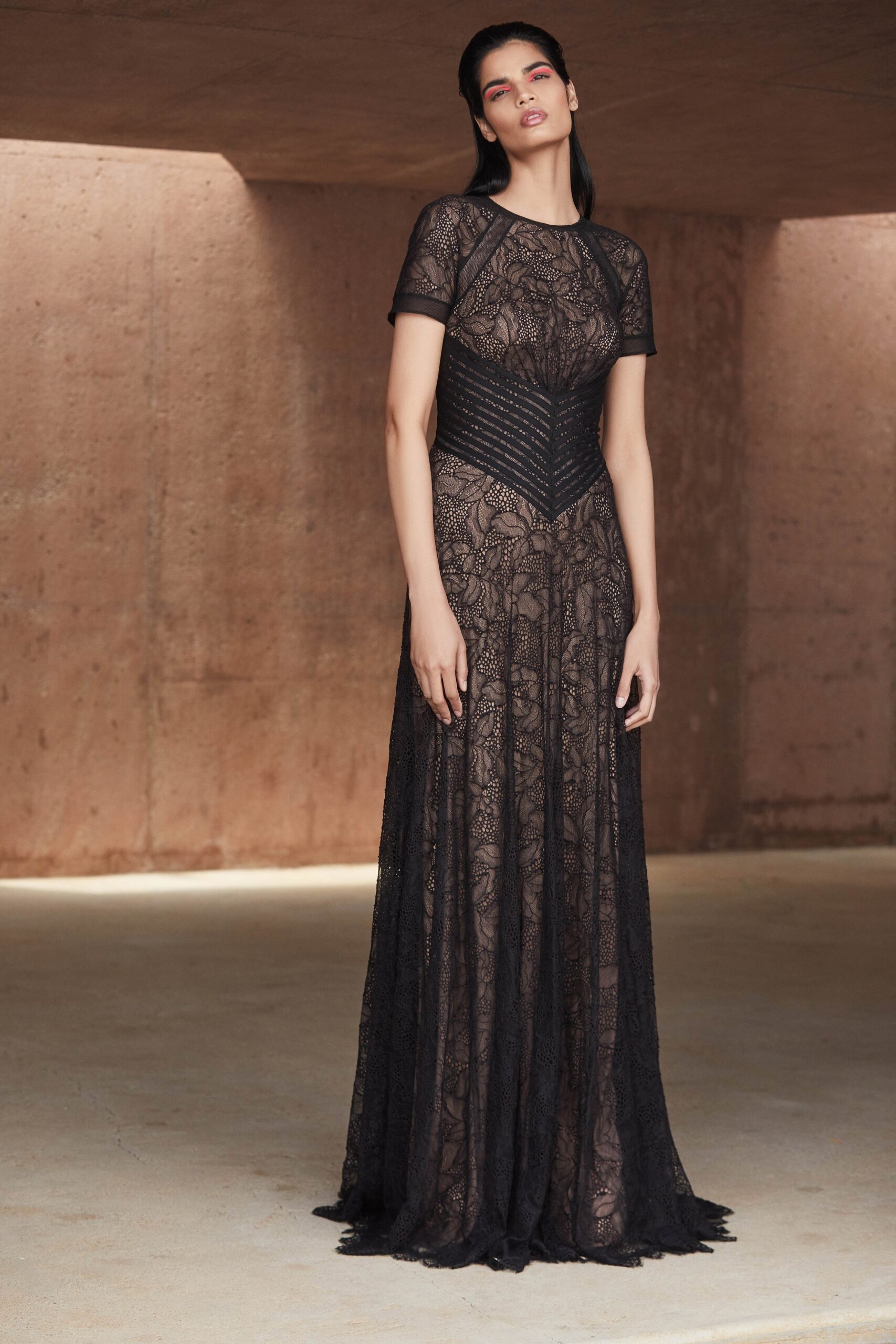 Tadashi Shoji Resort 19 Look 23
