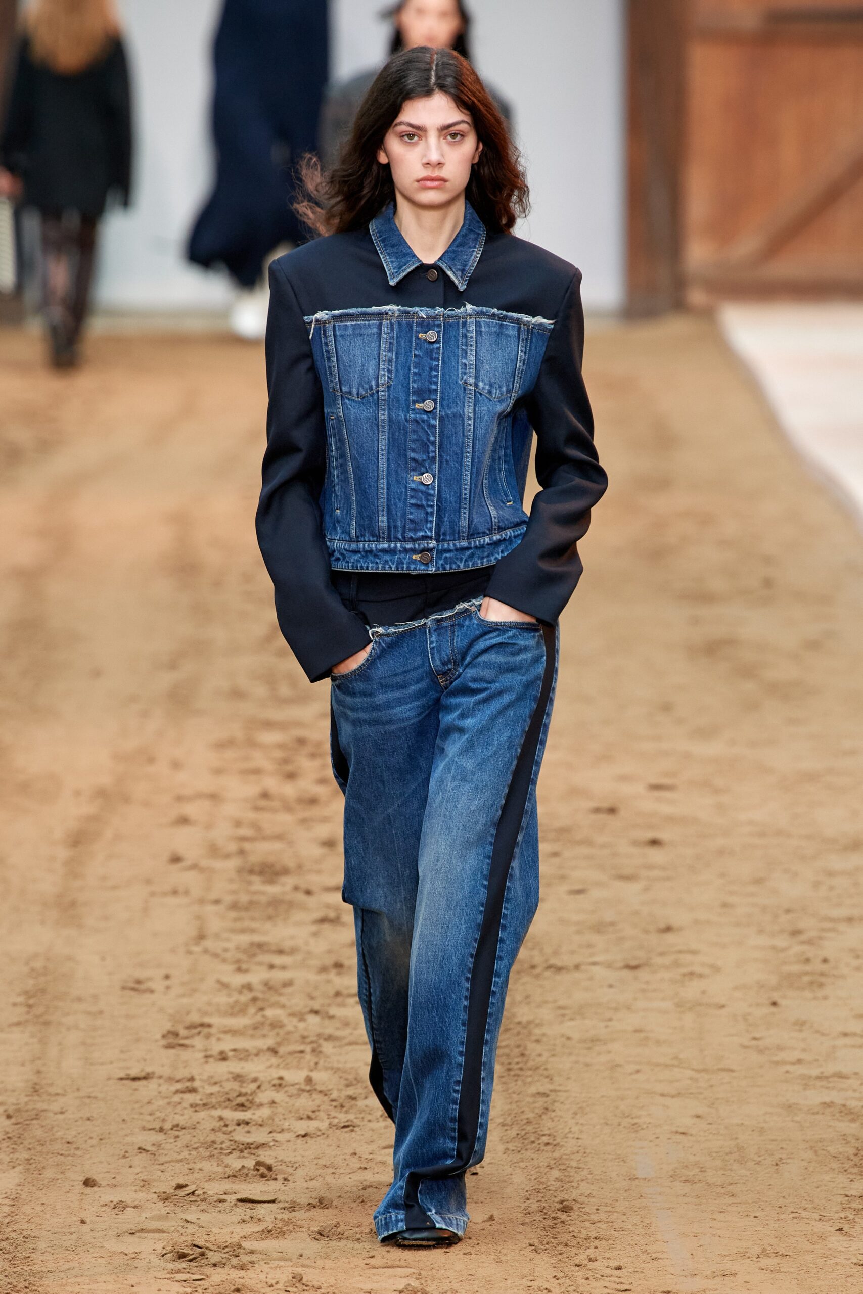 Stella McCartney F/W 23 Look 24