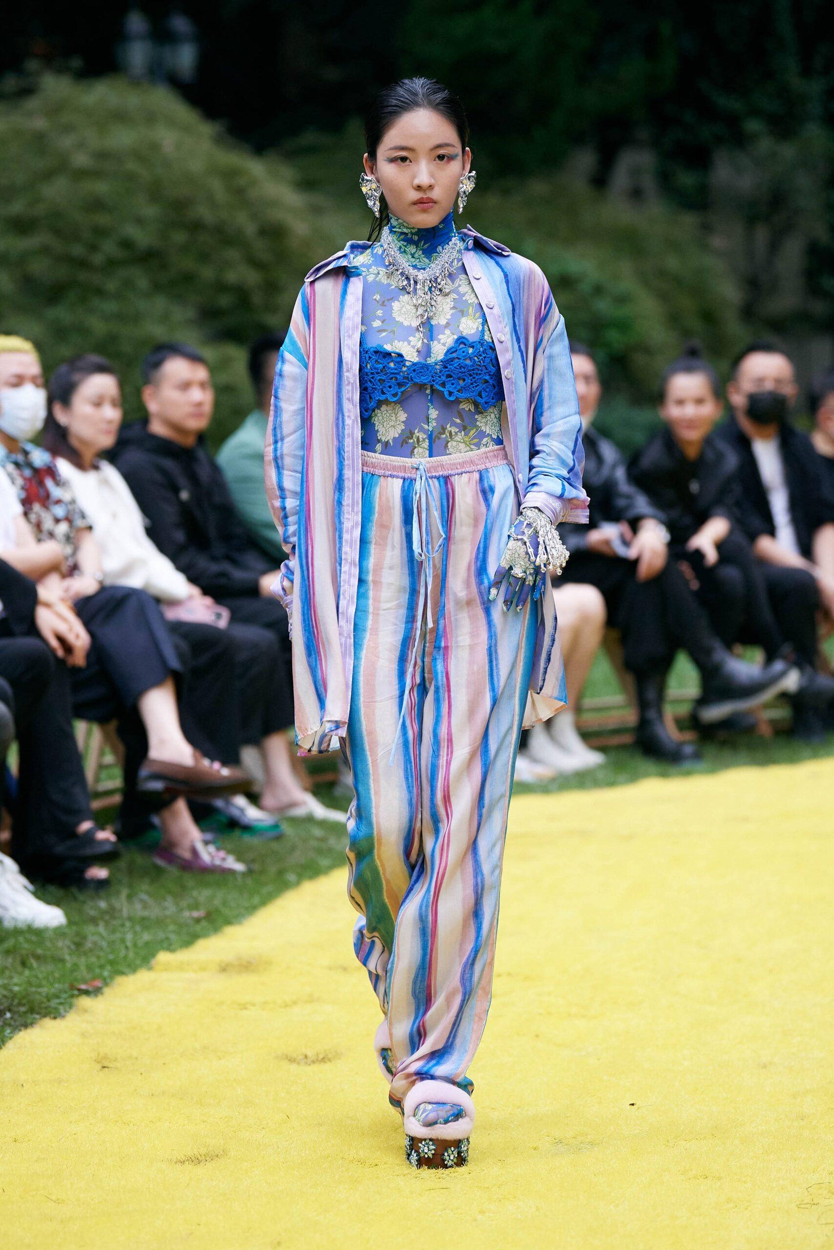Shuting Qiu Shanghai S/S 22 Look 25