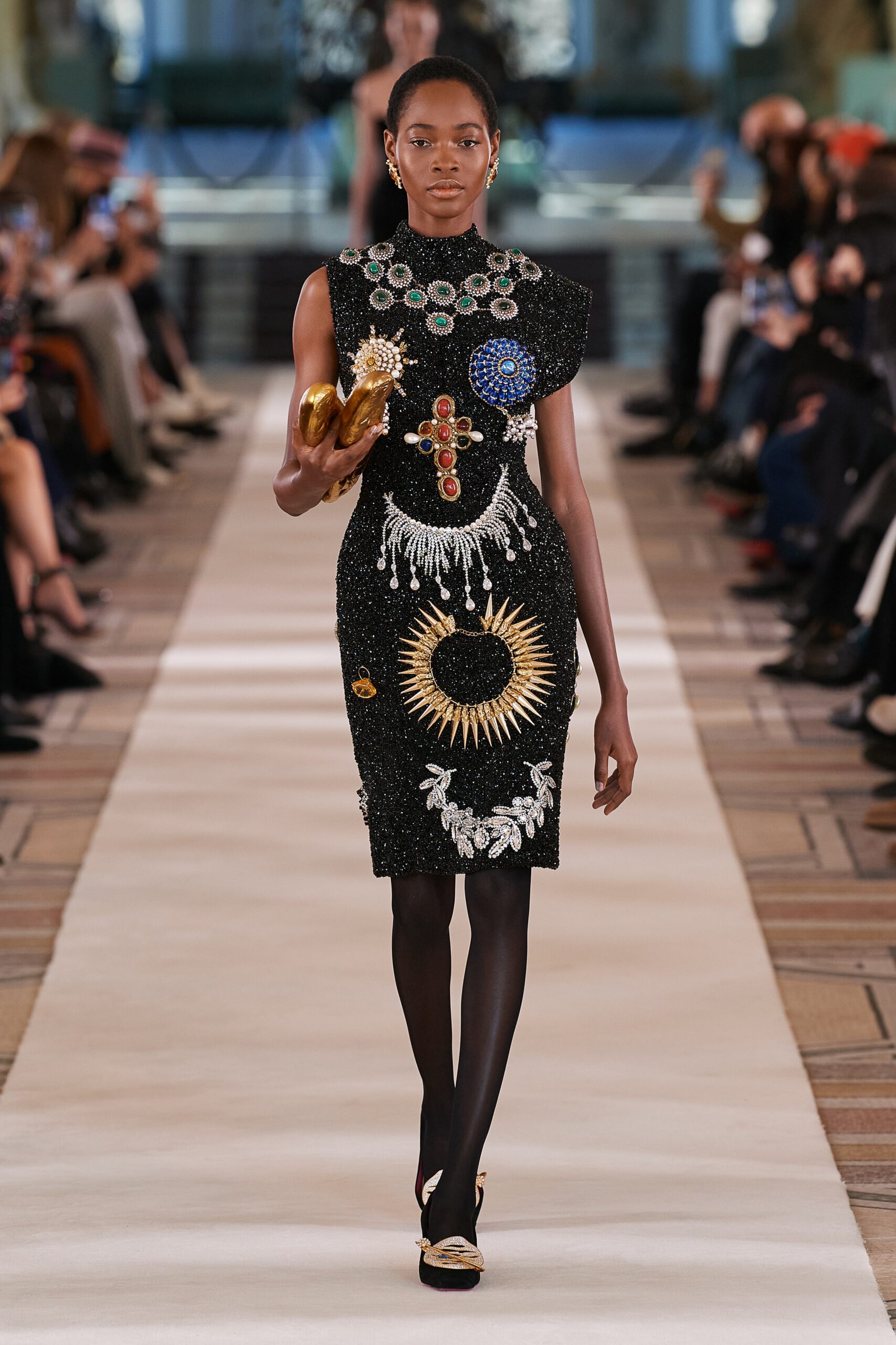 Schiaparelli S/S 22 Couture Look 26