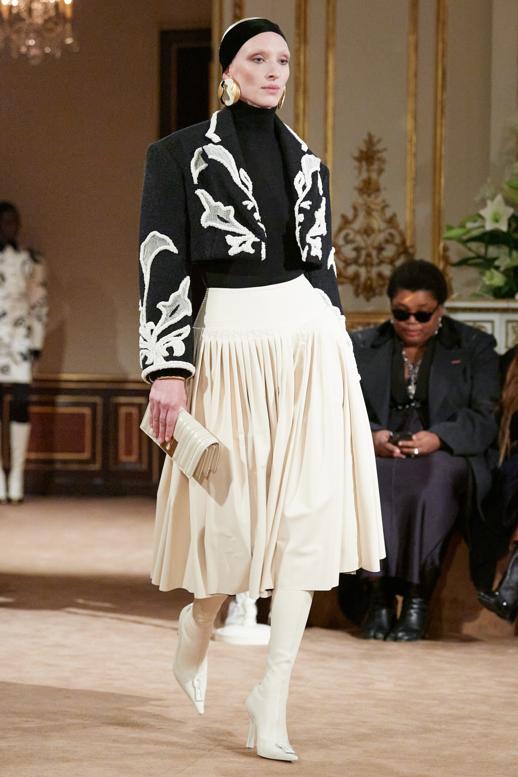 Schiaparelli F/W 23 Look 27