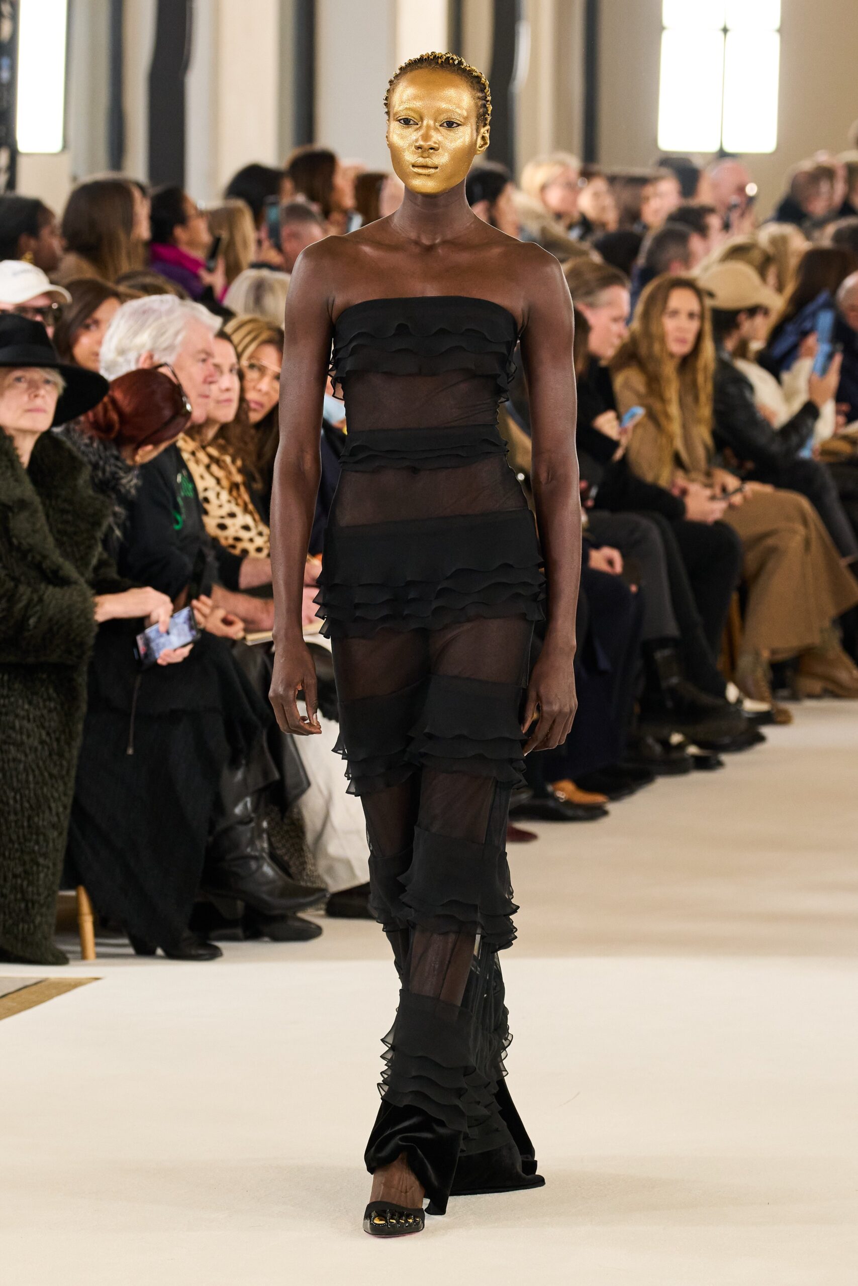 Schiaparelli S/S 23 Couture Look 28