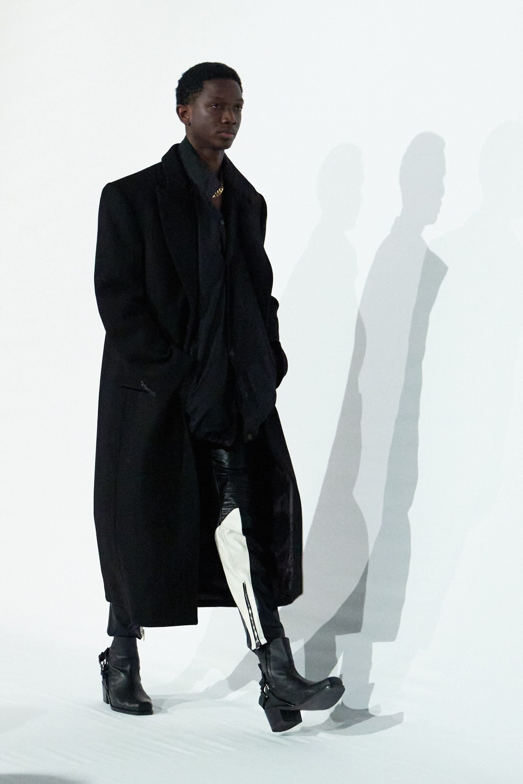 System F/W 23 Look 28