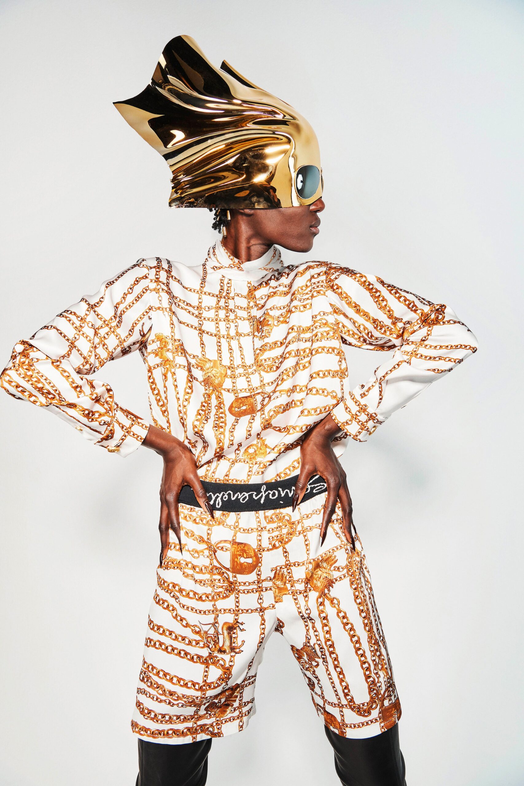 Schiaparelli F/W 21 Look 29
