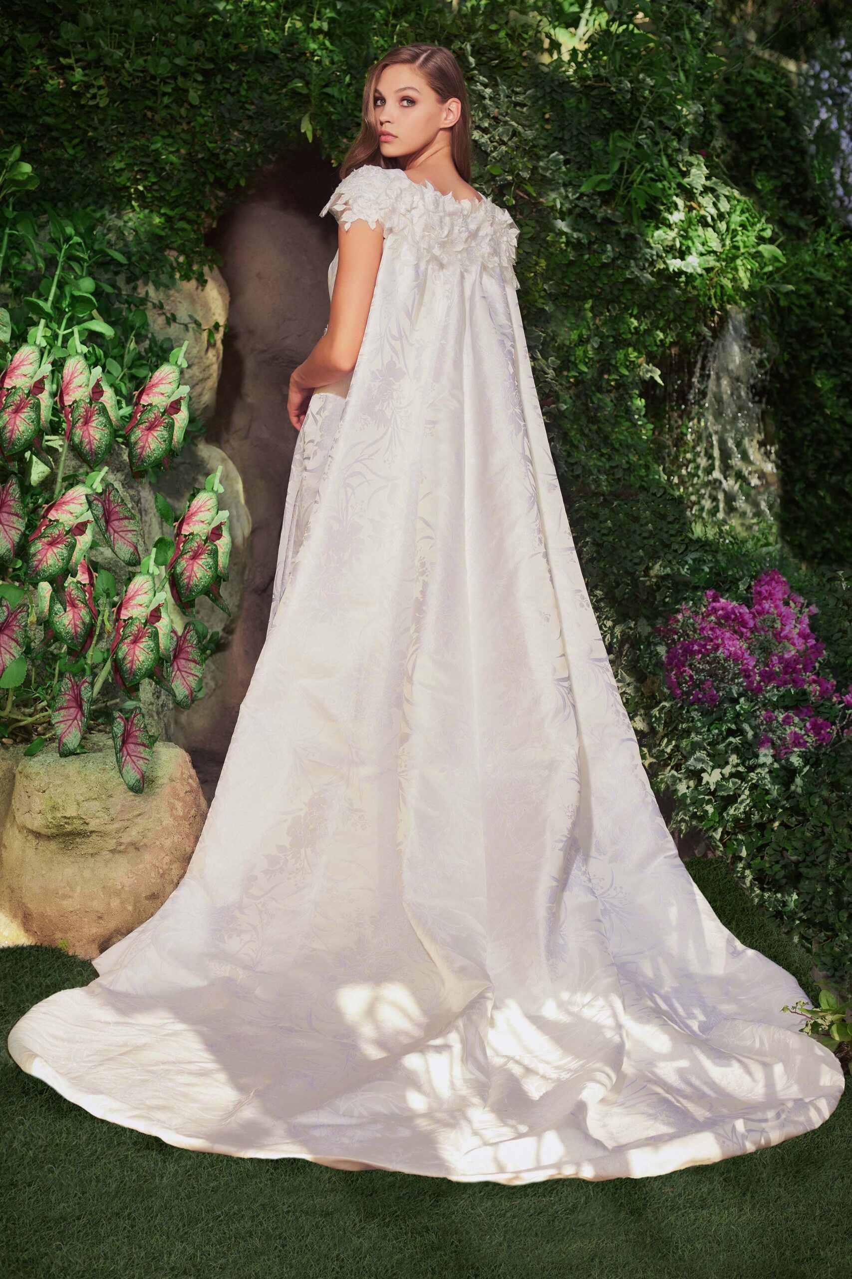 Tadashi Shoji F/W 20 Bridal Look 29