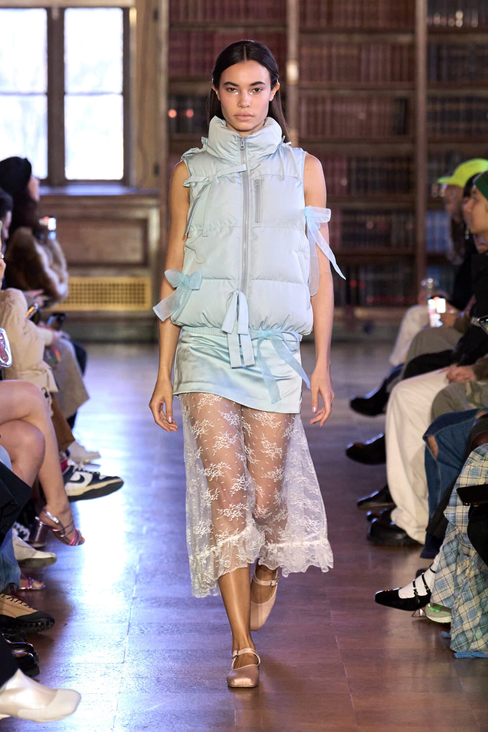 Sandy Liang F/W 23 Look 29