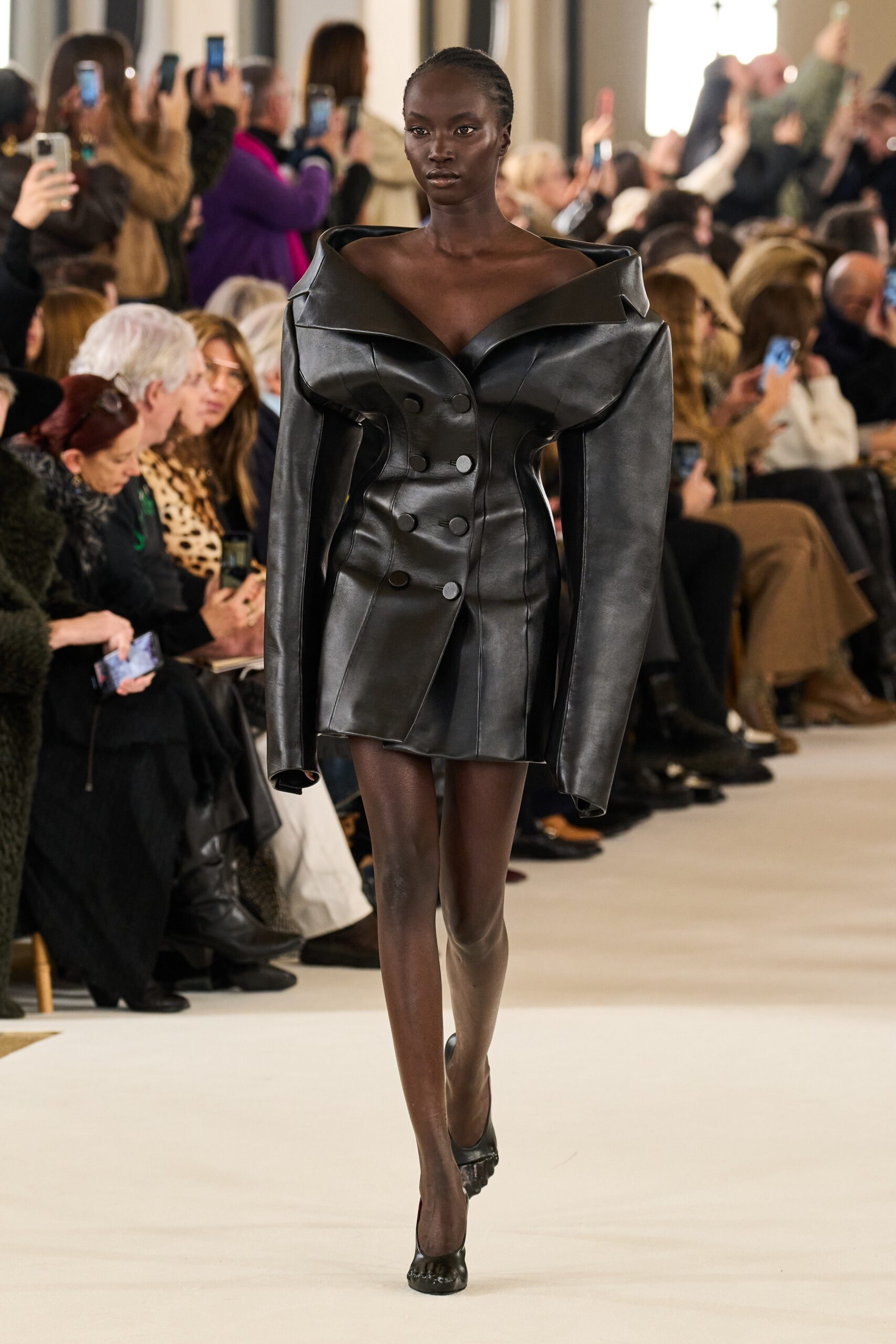 Schiaparelli S/S 23 Couture Look 29