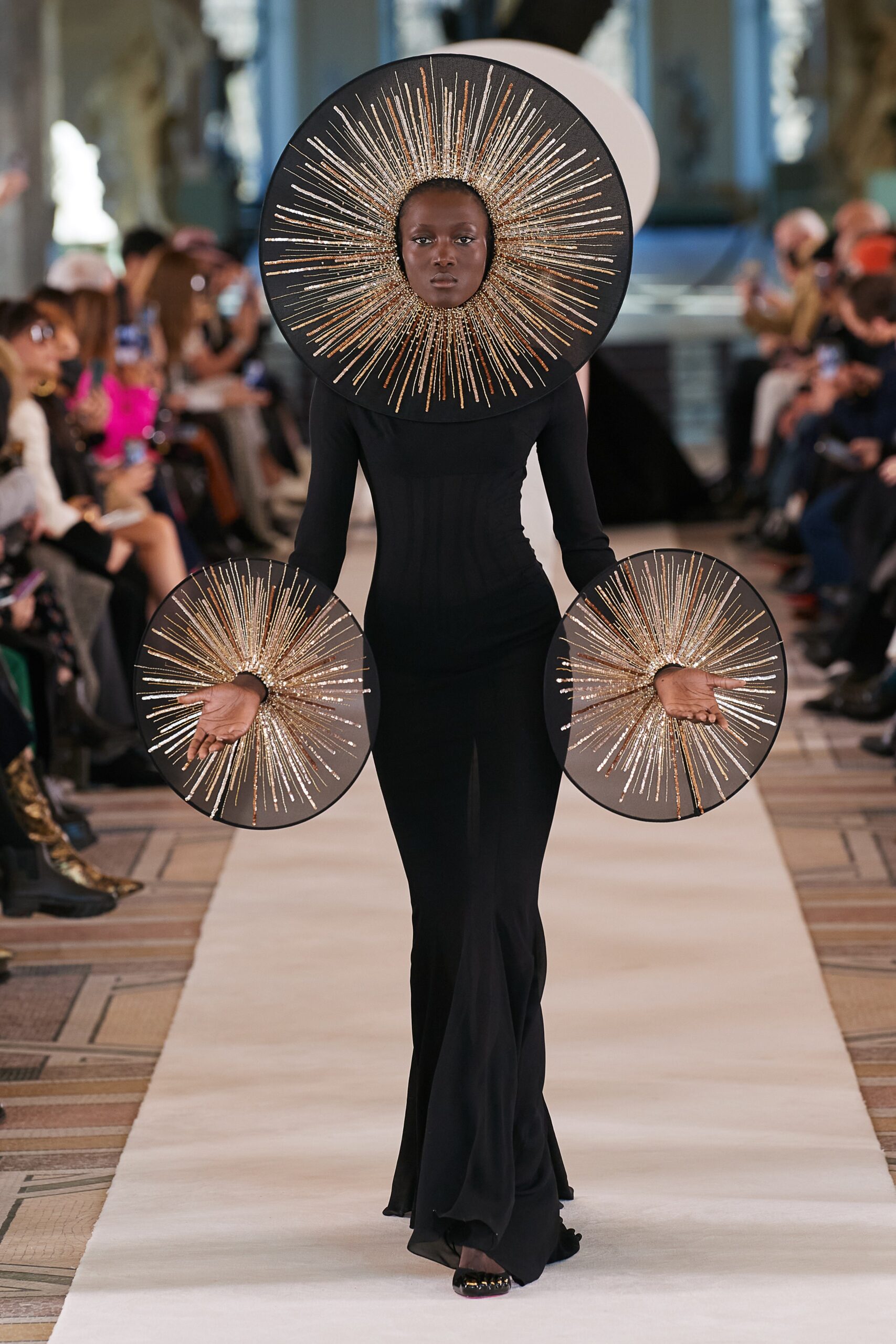 Schiaparelli S/S 22 Couture Look 30