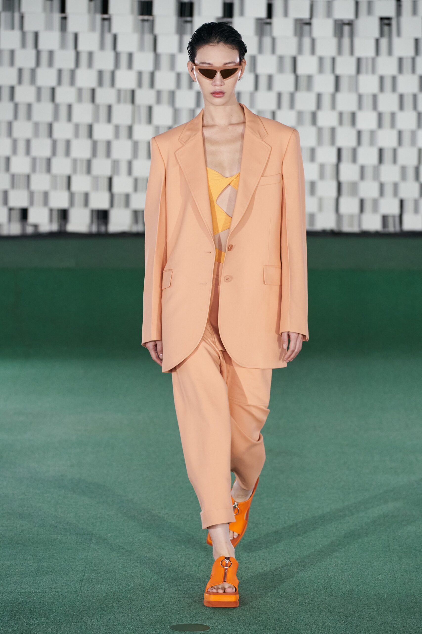 Stella McCartney S/S 22 Look 30