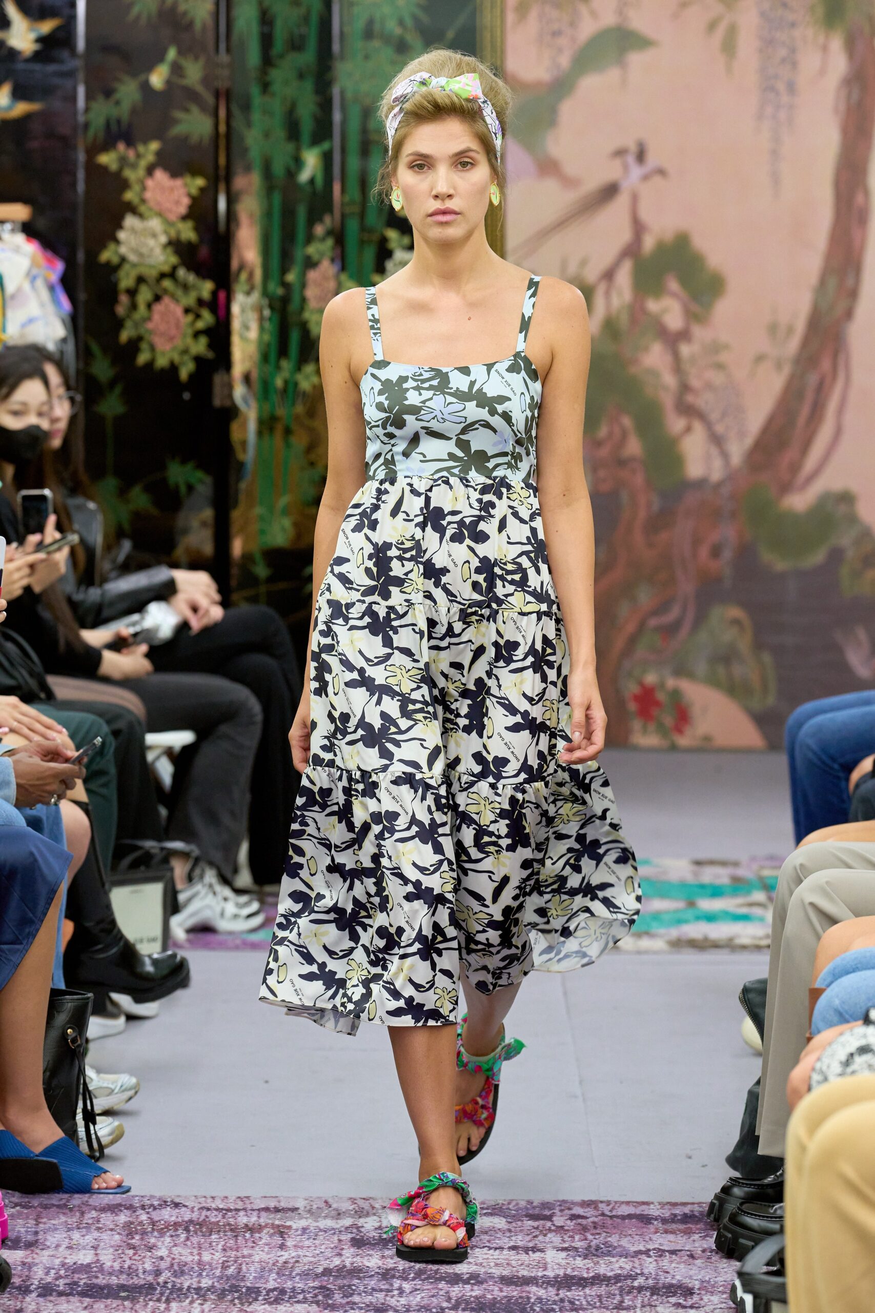 Snow Xue Gao S/S 23 Look 30