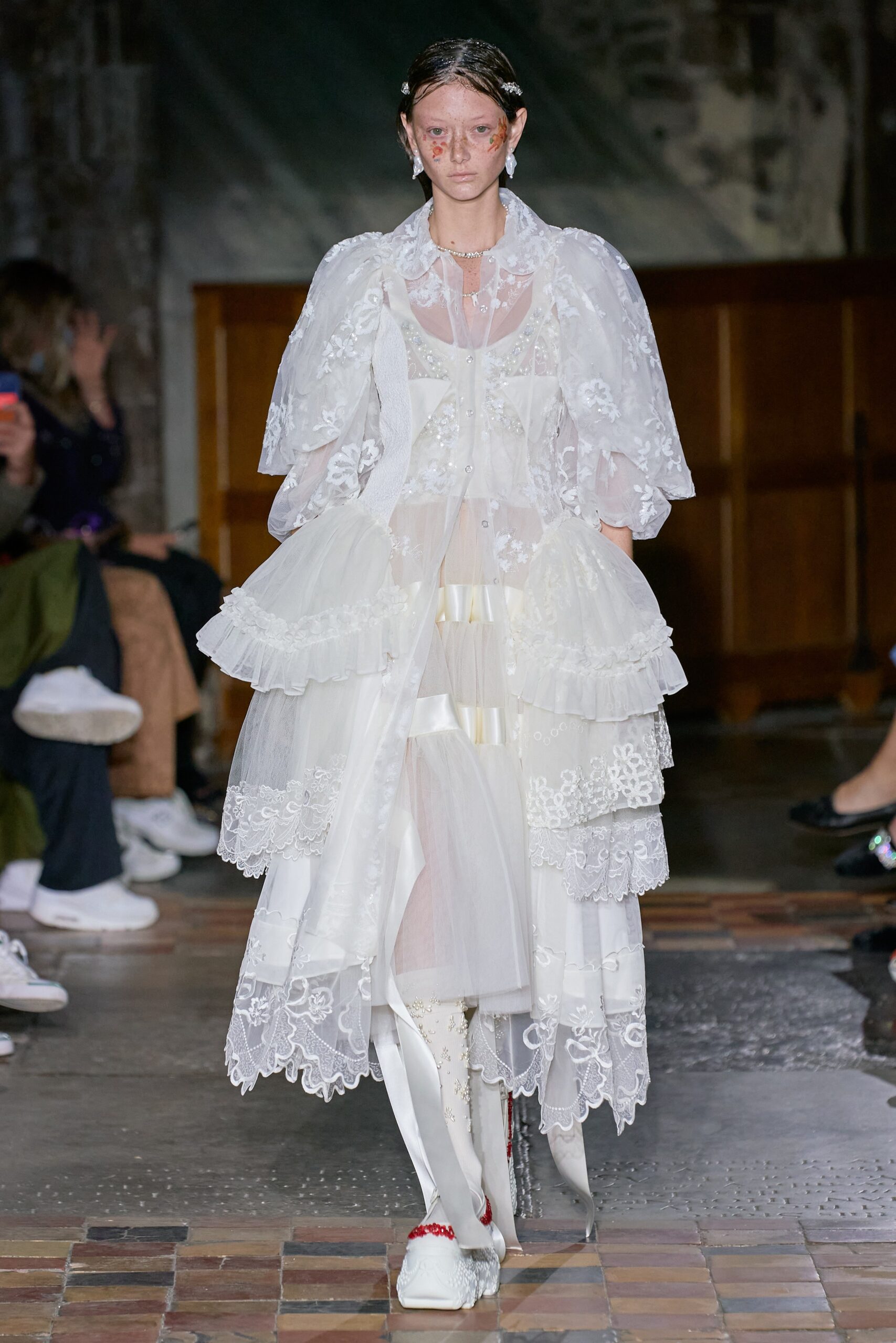 Simone Rocha S/S 22 Look 32