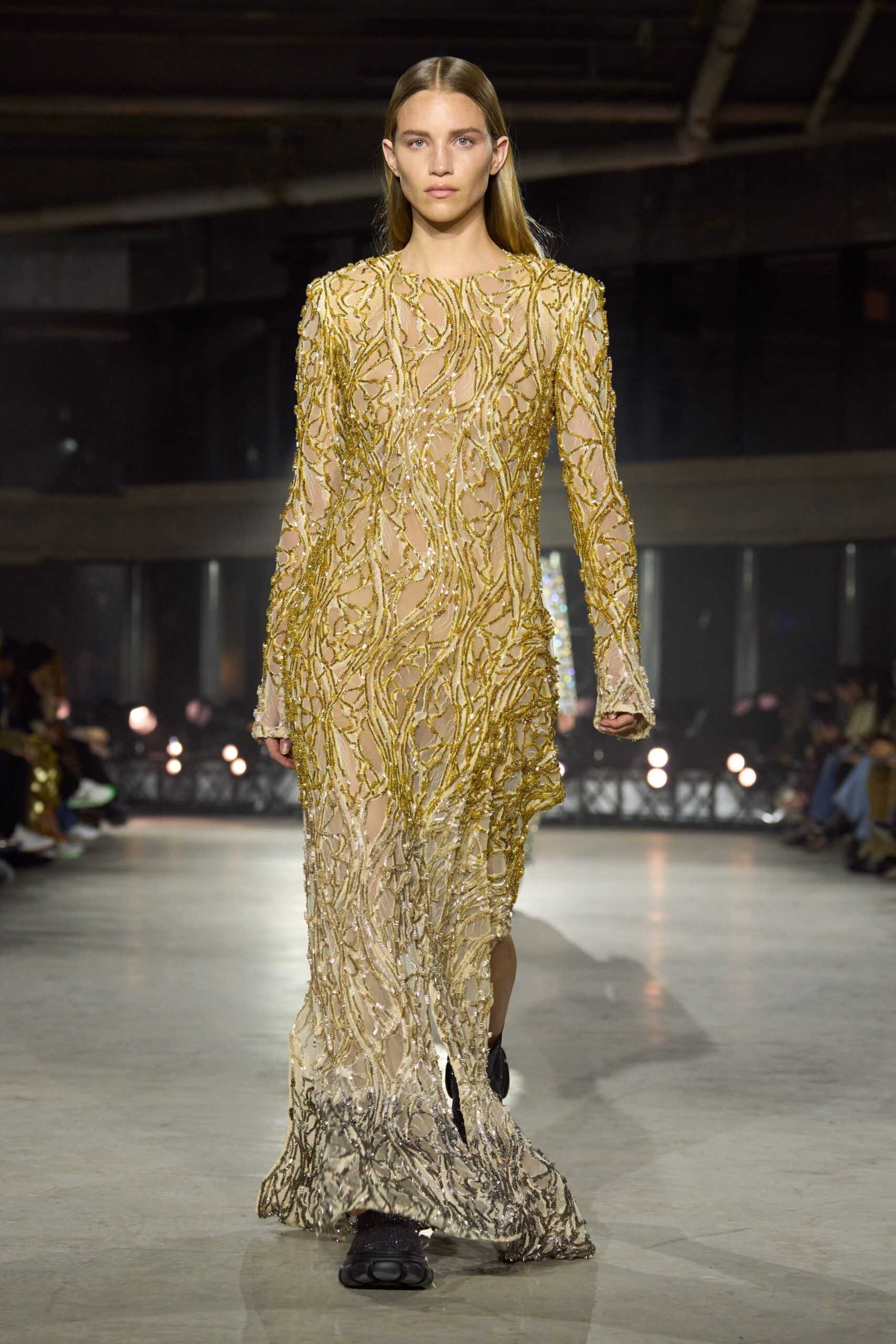 Simkhai F/W 23 Look 32