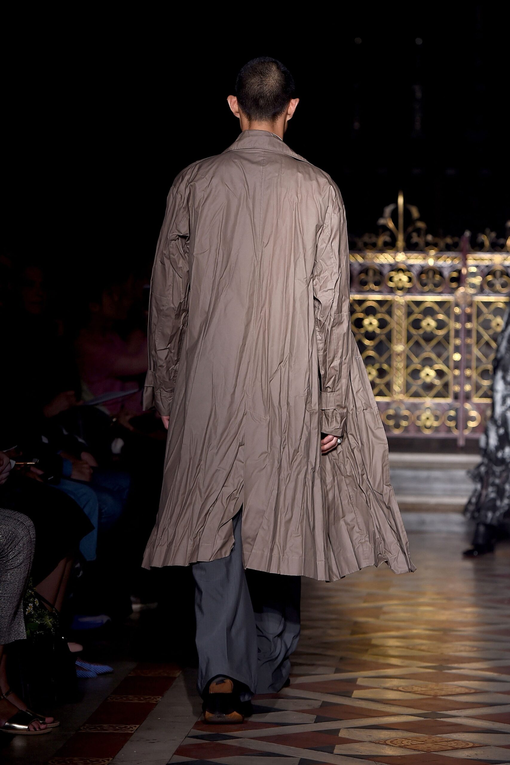 Sharon Wauchob S/S 19 Menswear Look 33