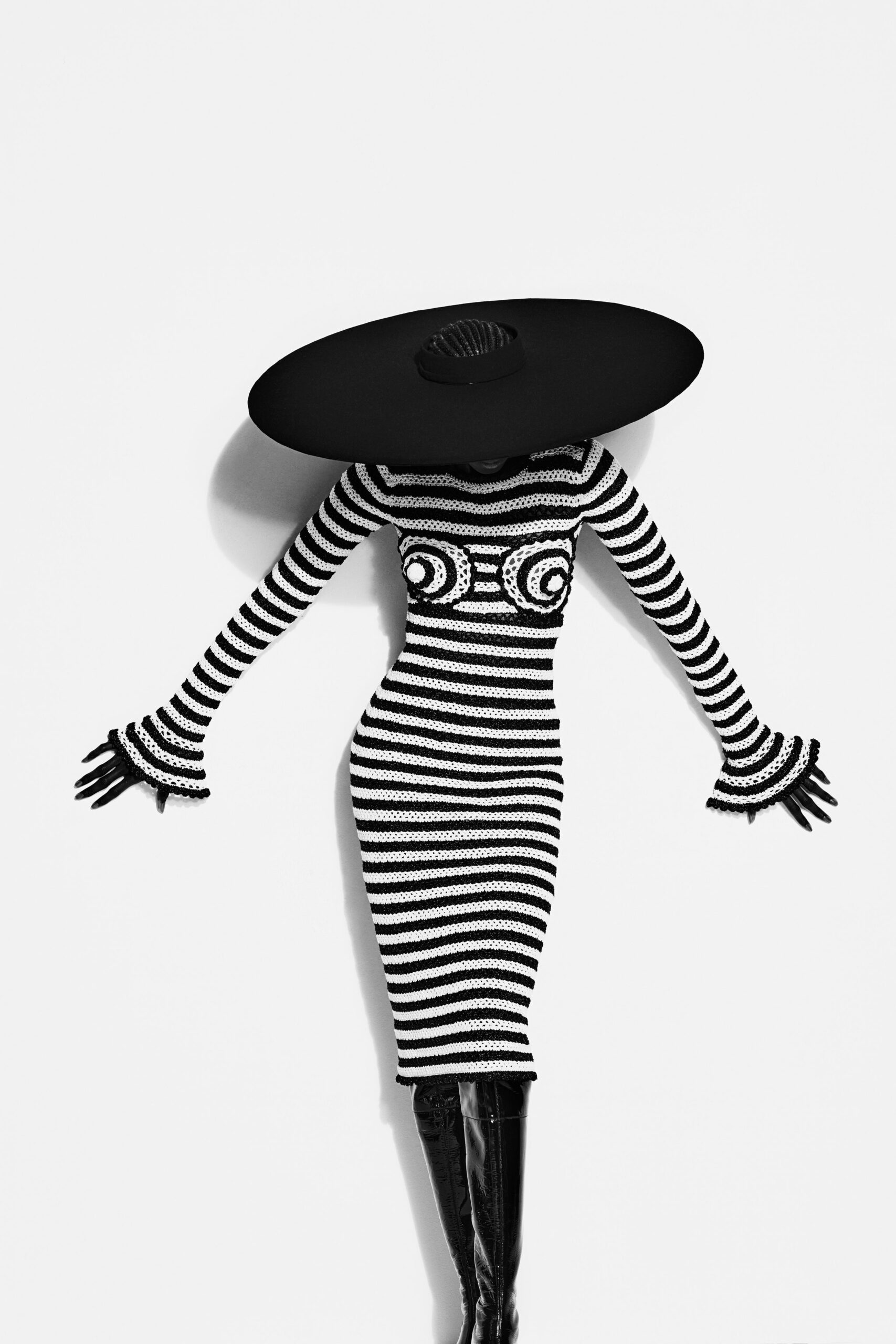 Schiaparelli F/W 22 Look 34