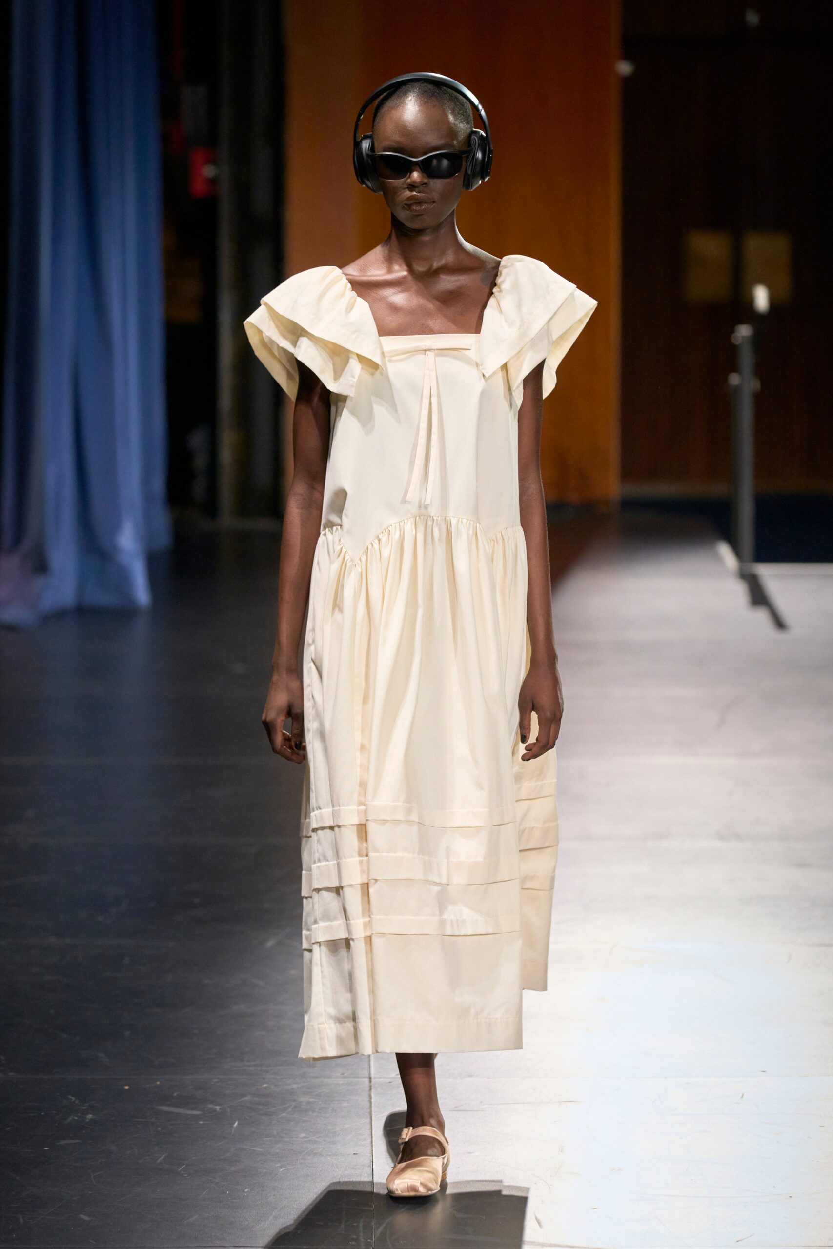 Sandy Liang S/S 23 Look 37