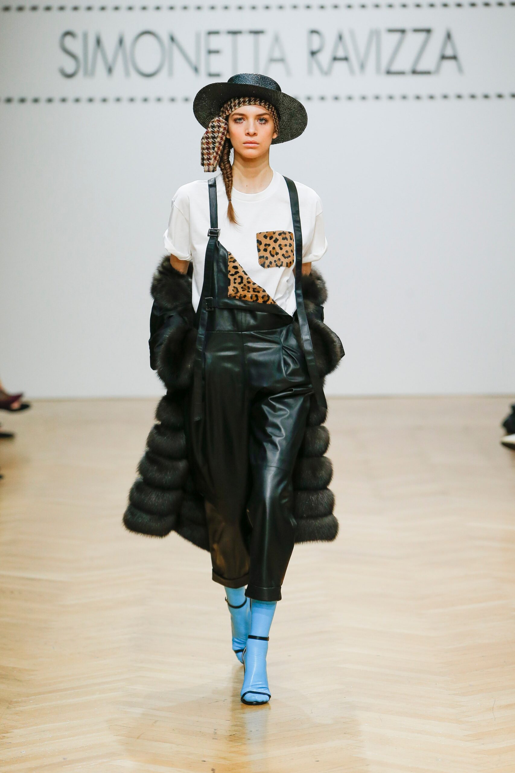 Simonetta Ravizza F/W 19 Look 41