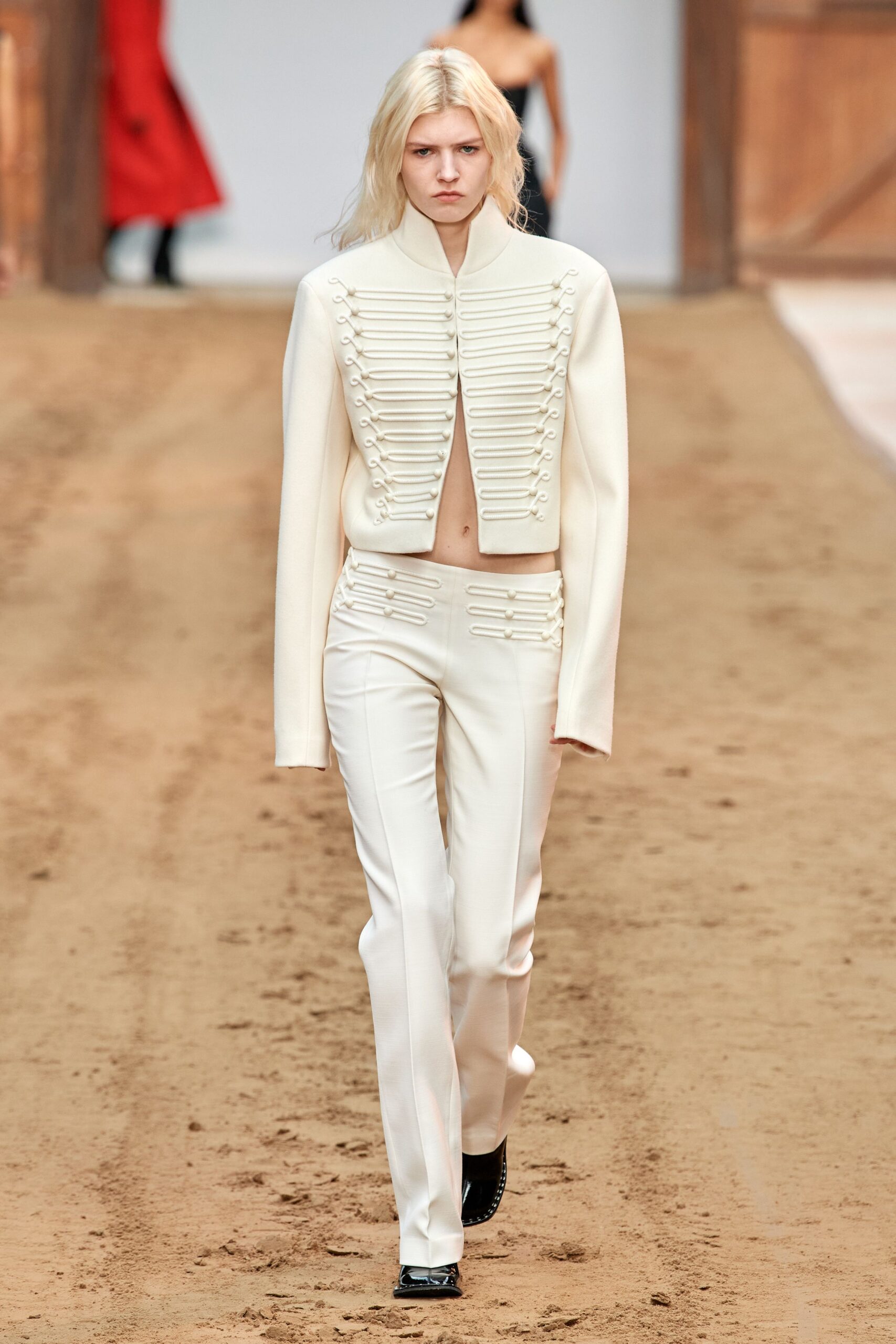 Stella McCartney F/W 23 Look 42