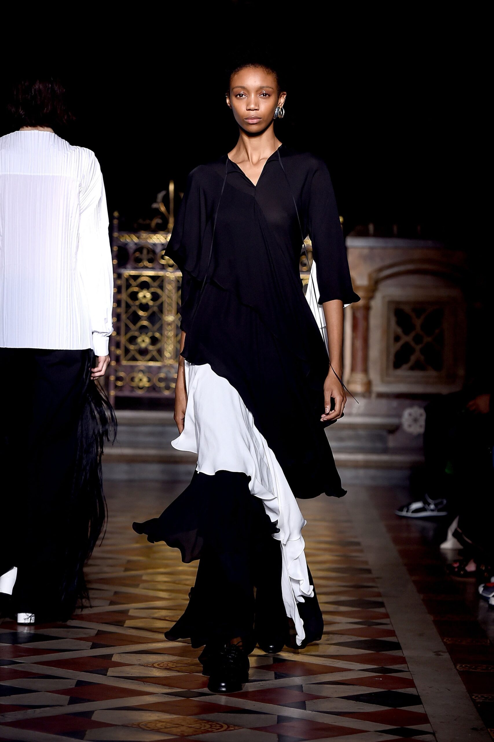 Sharon Wauchob S/S 19 Menswear Look 50