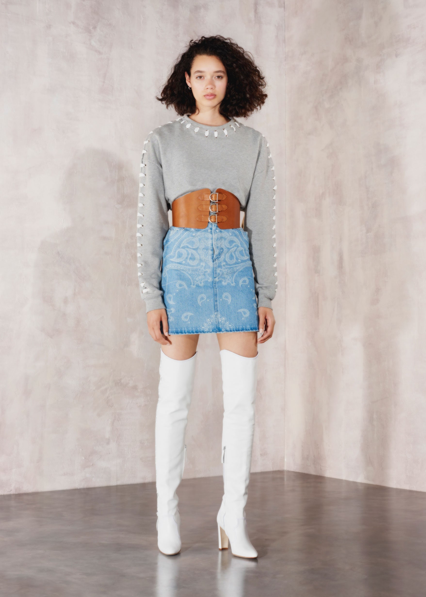 Simkhai Resort 18 Look 2