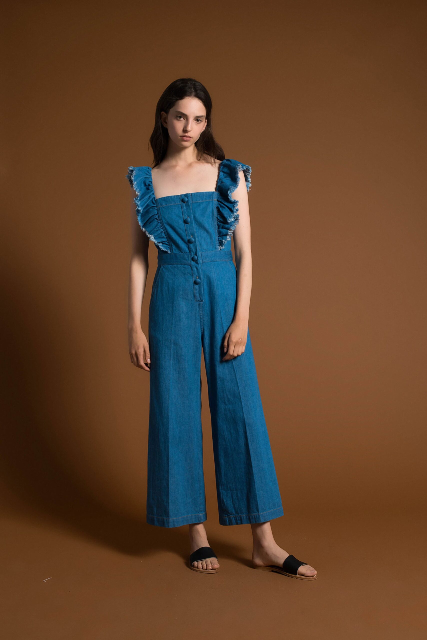 Sea Resort 18 Look 2