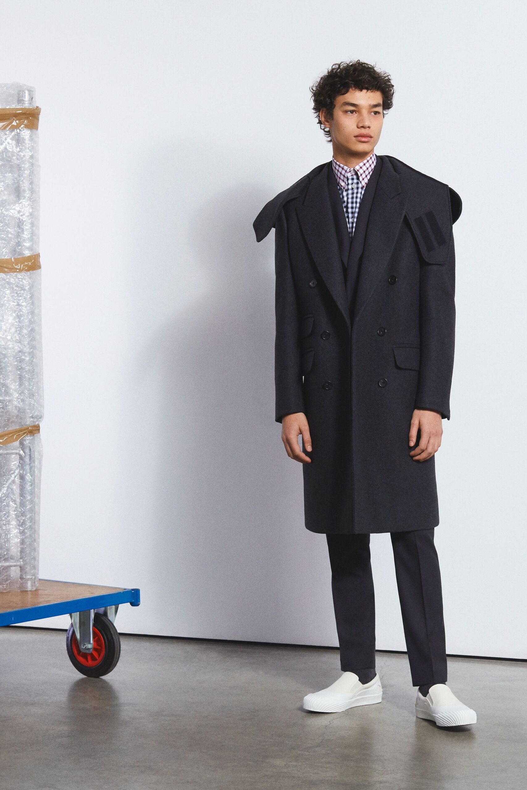 Stella McCartney F/W 18 Menswear Look 2