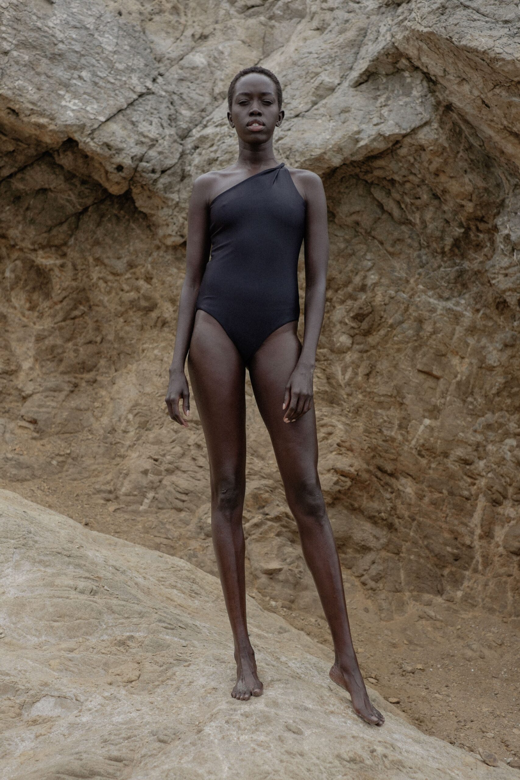 Shaina Mote Resort 18 Look 3